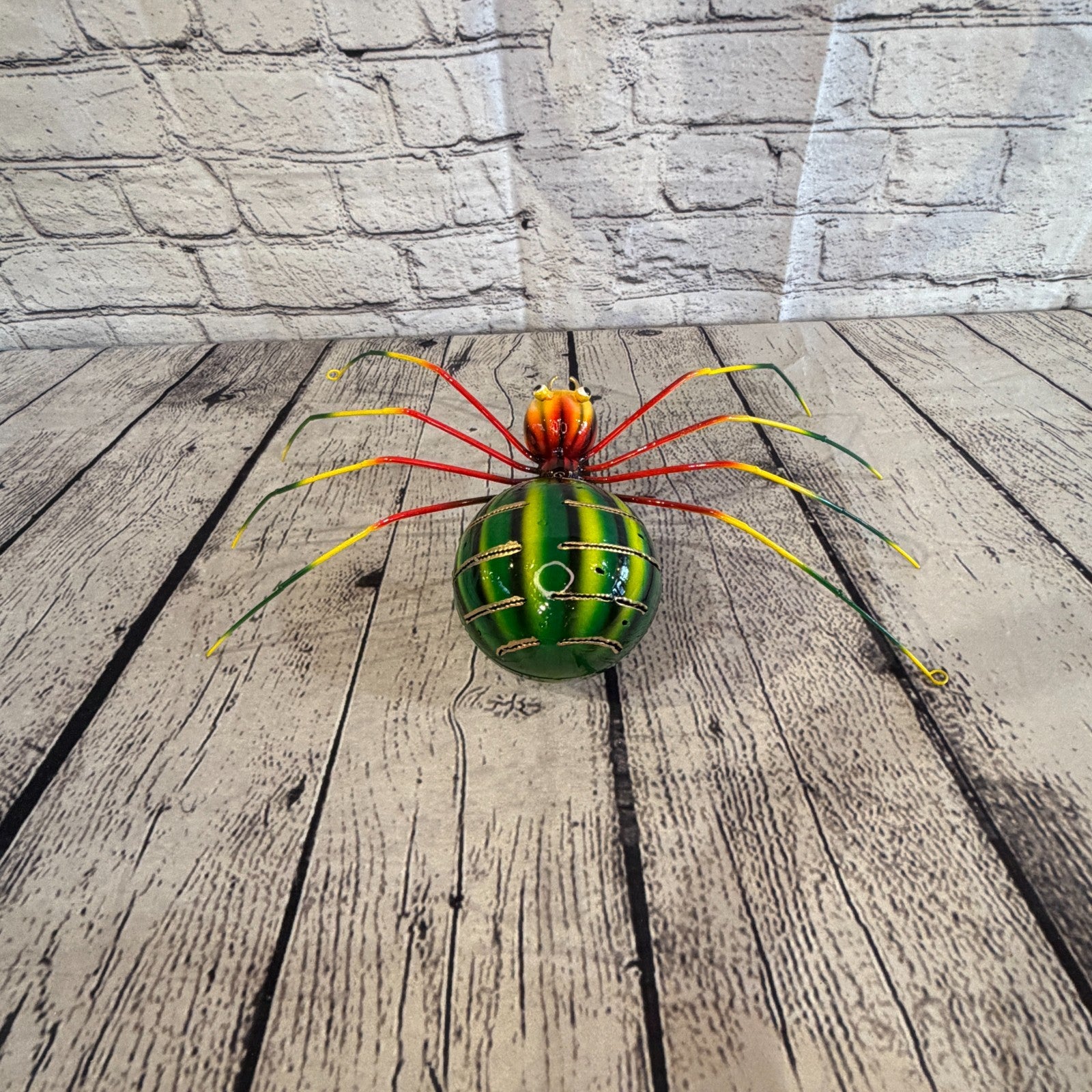 35cm x 20cm Small Colourful Green Spider Metal Tin Standing Ornament Statue4