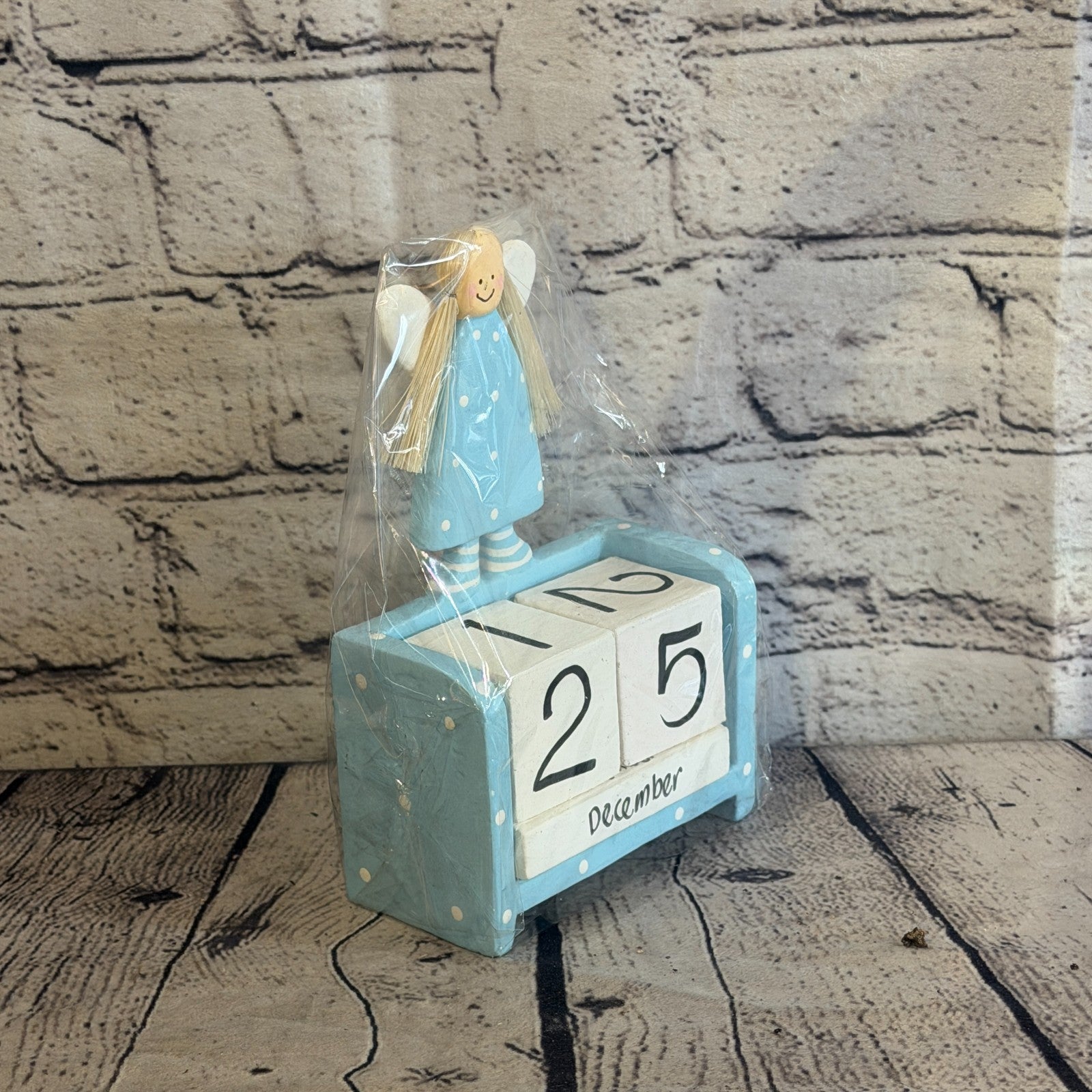15cm Blue Hand Carved Painted Wooden Angel Block Calendar for Desk Display2