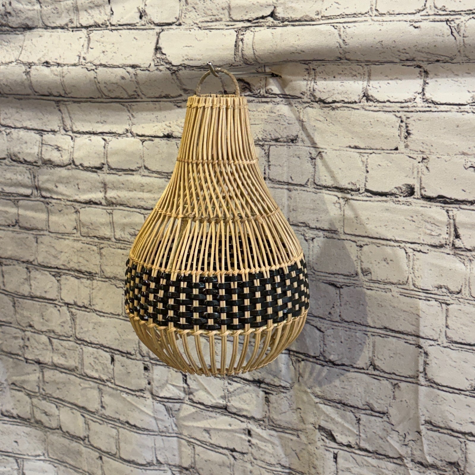 30cm x 22cm Natural Wicker Rattan Ceiling Pendant Light Shade Lampshade LED Bulb1