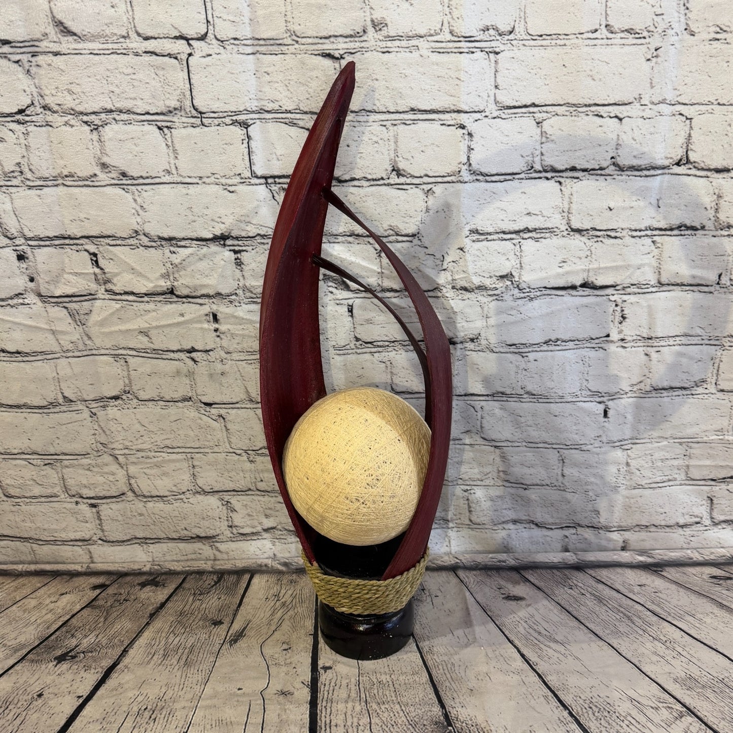 White Light Red Natural 55cm Tall Leaf Lamp Twist LED UK Mains Plug Design 33