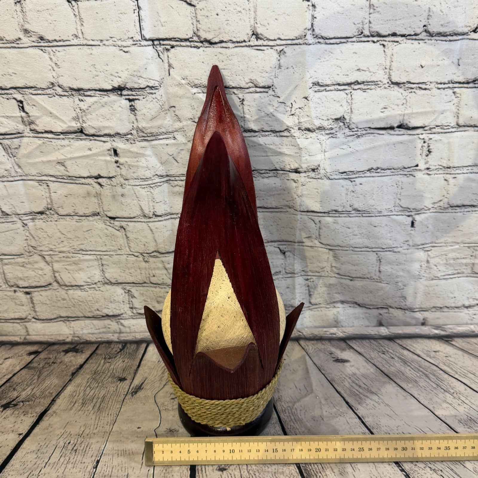 White Light Red Natural 45cm Tall Leaf Lamp Twist LED UK Mains Plug Design 47