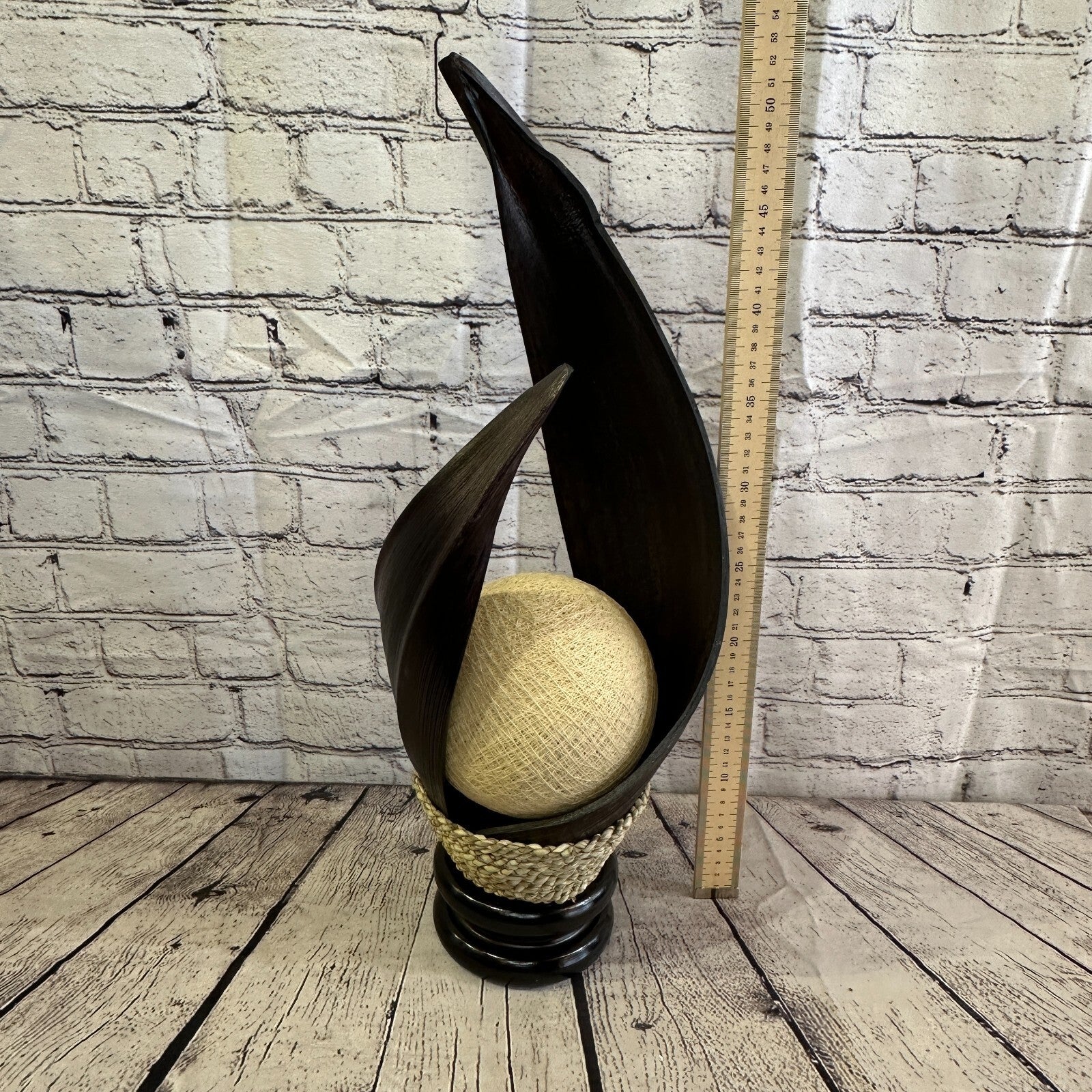 White Dark Brown Natural 55cm Tall Leaf Lamp Twist LED UK Mains Plug Design 23