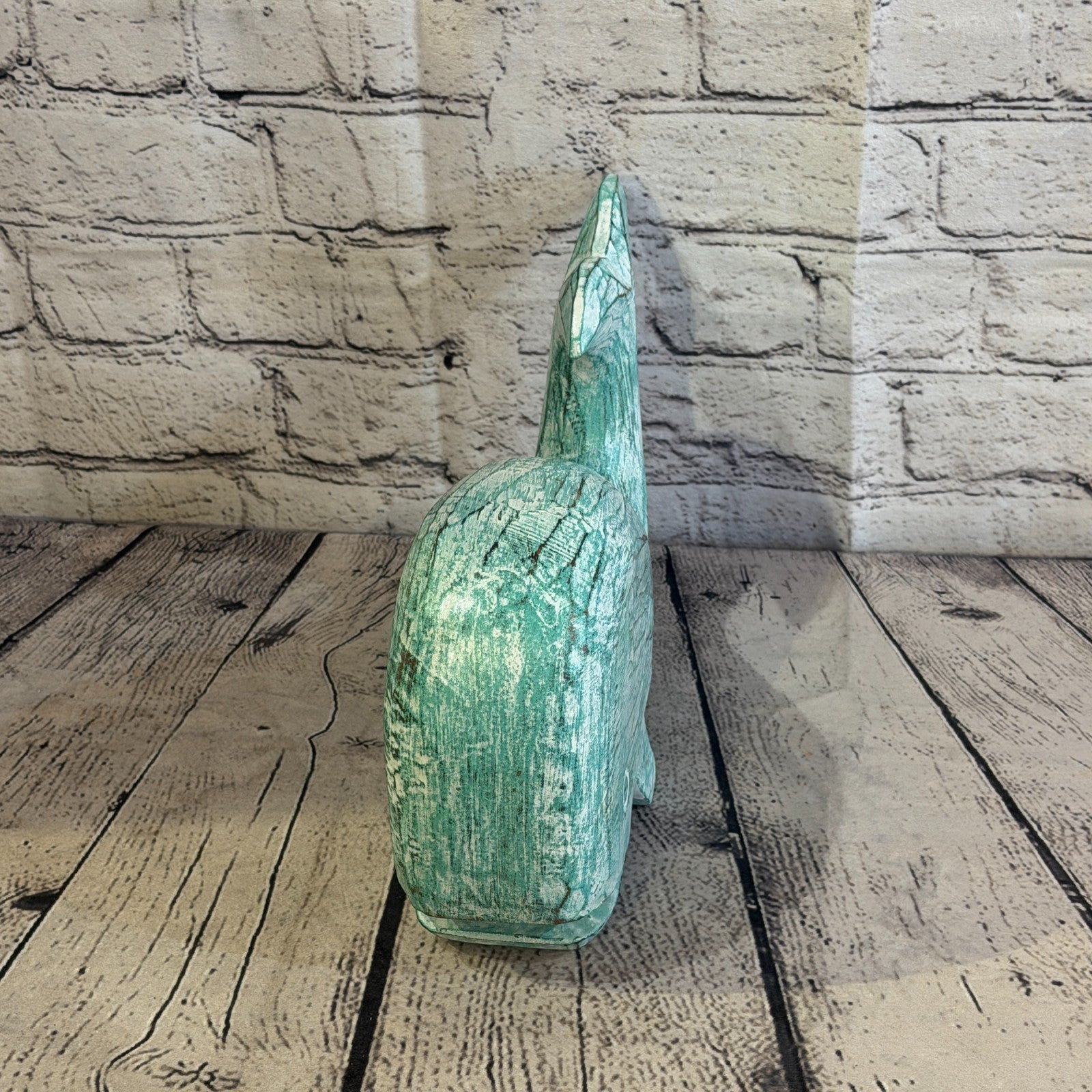 30cm x 15cm Whale Green Fish Wood Coastal Ocean Bathroom Decoration1