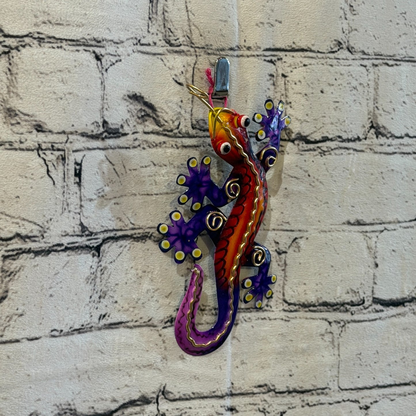 15cm x 8cm Purple Gecko Lizard Metal Tin Wall Hanging Ornament Painted Statue0
