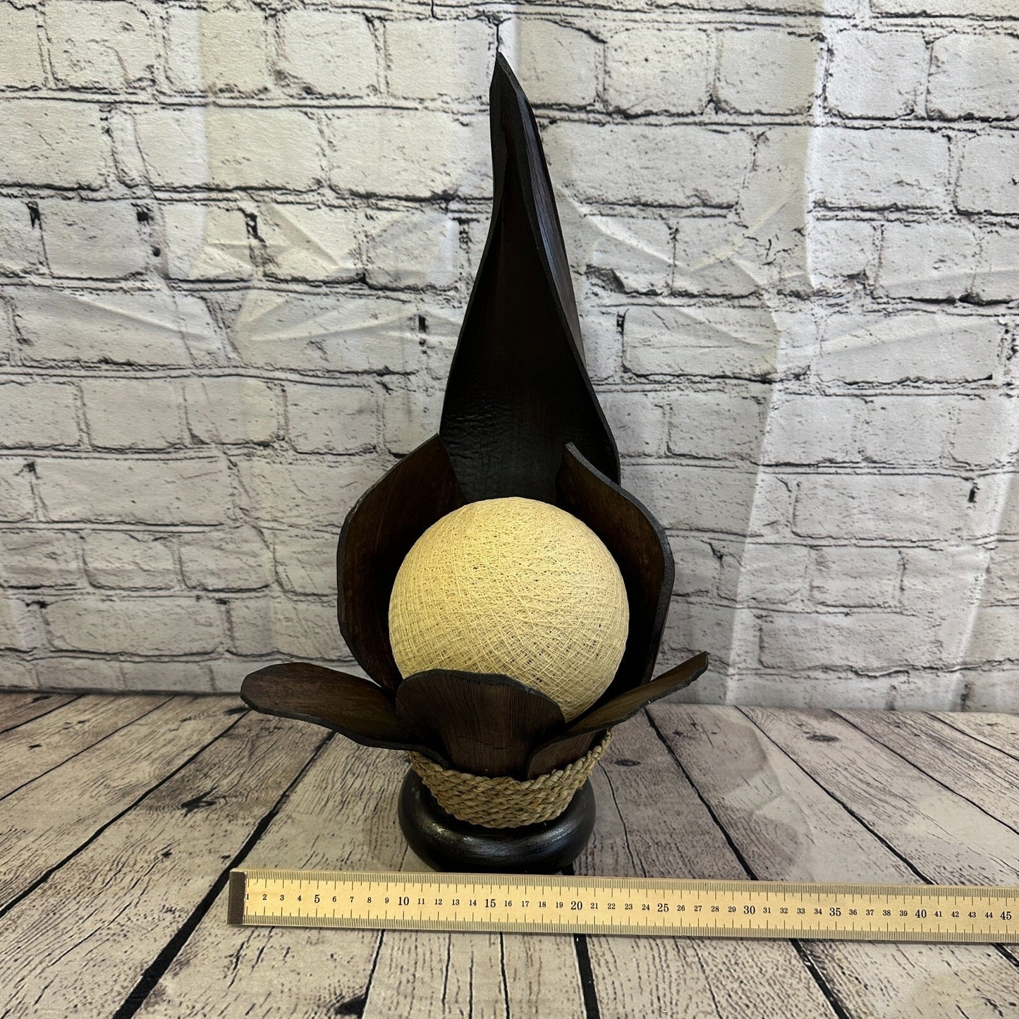 White Brown Leaf Natural 45cm Tall Leaf Lamp Twist LED UK Mains Plug Design 75