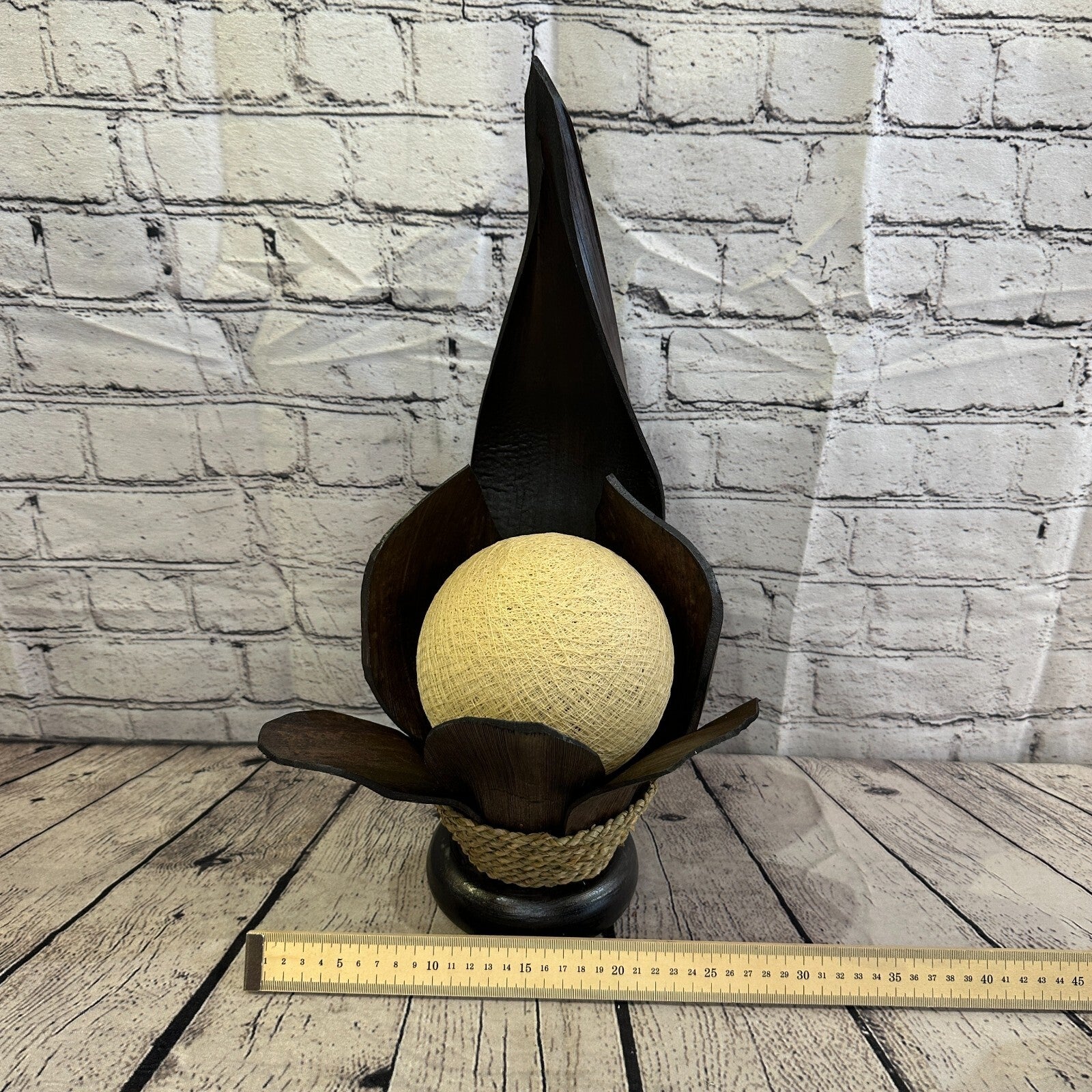 White Brown Leaf Natural 45cm Tall Leaf Lamp Twist LED UK Mains Plug Design 75