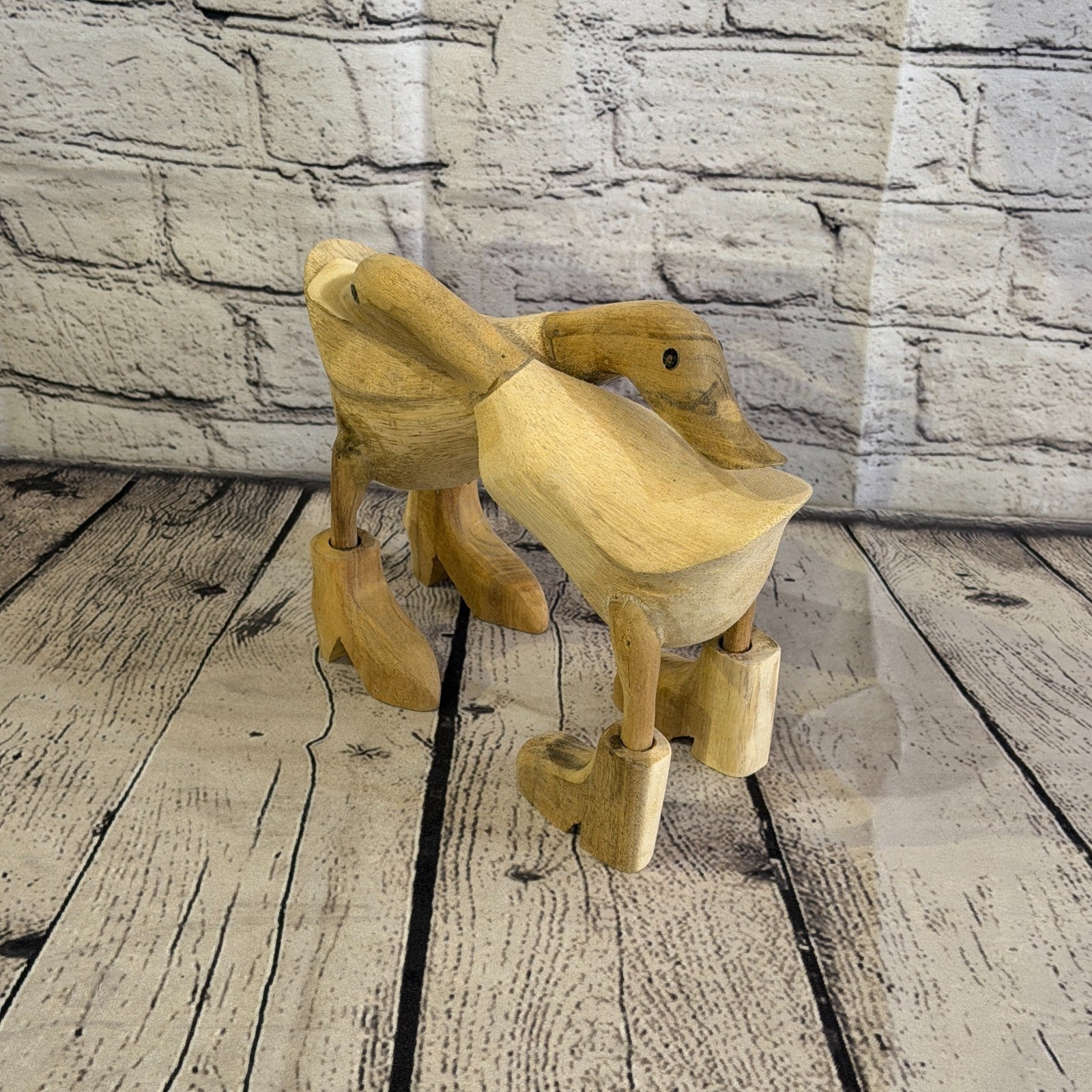 25cm x 20cm Wooden Hugging Duck Bamboo Root Romantic Vintage Rustic Funny Gift4
