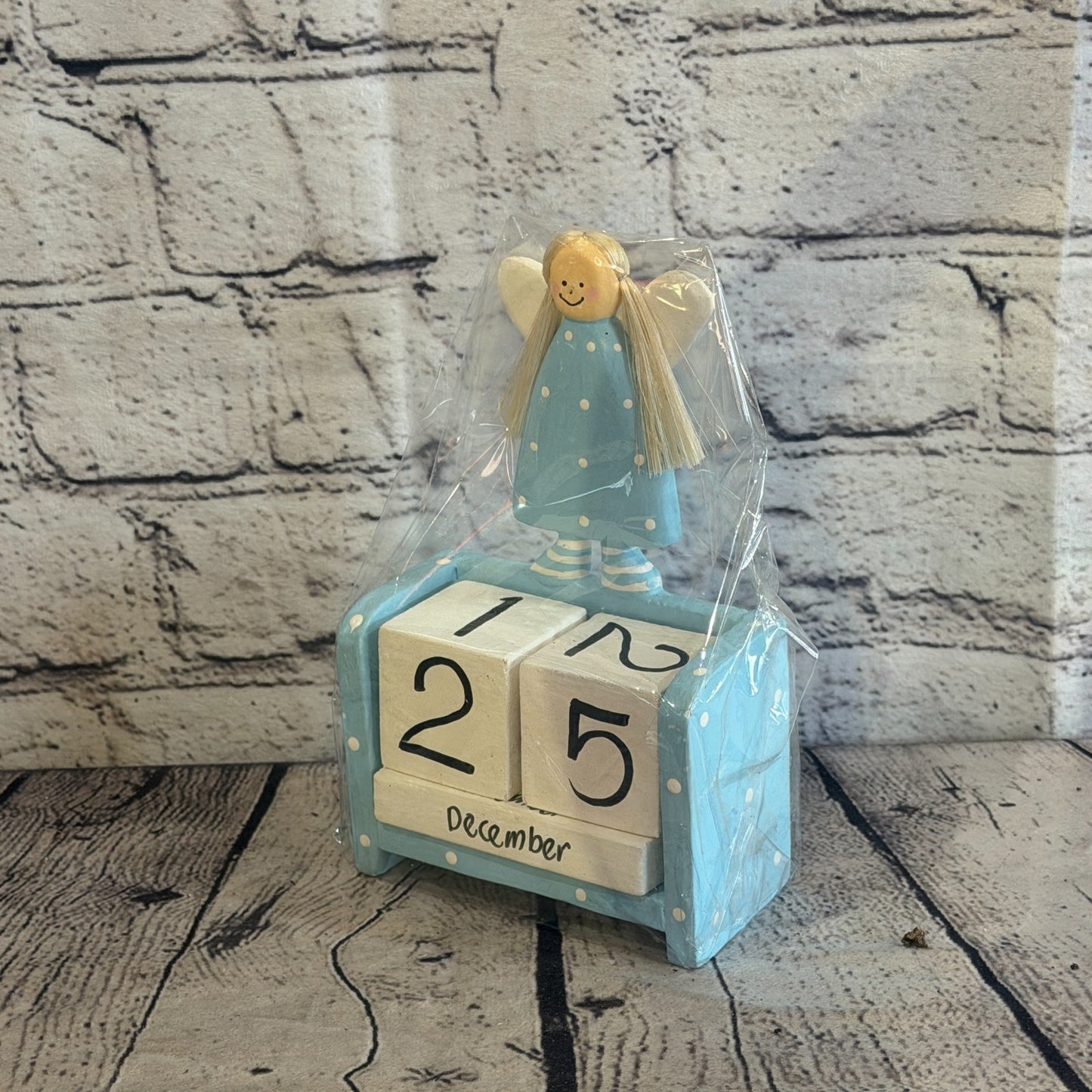 15cm Blue Hand Carved Painted Wooden Angel Block Calendar for Desk Display0