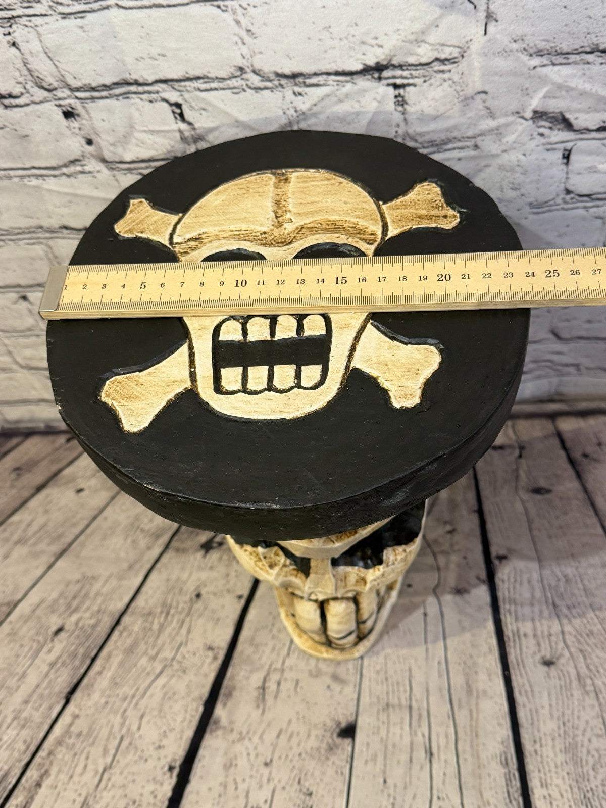 40cm x 25cm Single Skull Round Wooden Coffee Table Bar Restaurant Garden Pub8