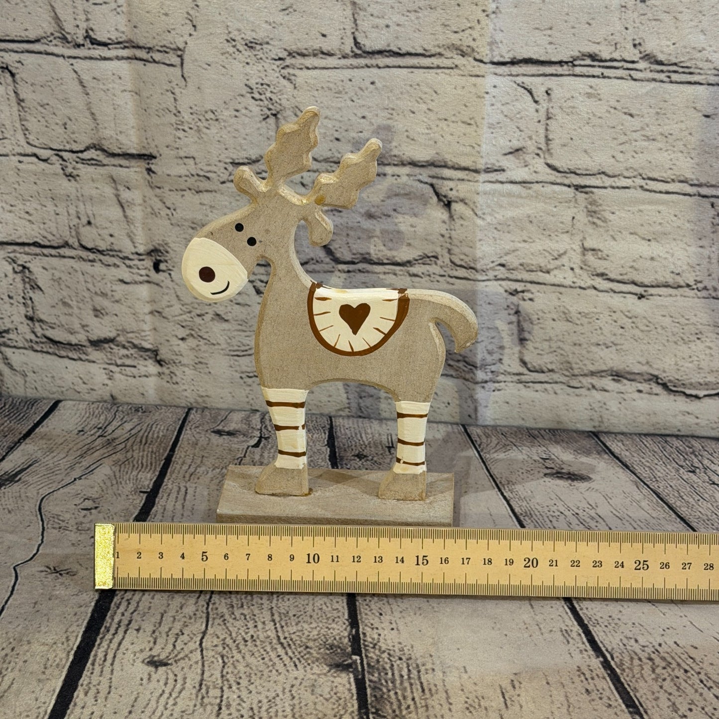22cm x 14cm Grey Heart Handcrafted Wood Reindeer Xmas Christmas Ornament Antlers6