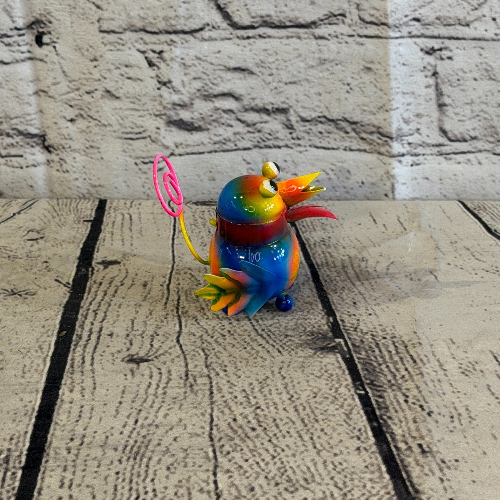 8cm x 8cm Small Scarf Colourful Bird Orange Metal Tin Standing Ornament Statue3