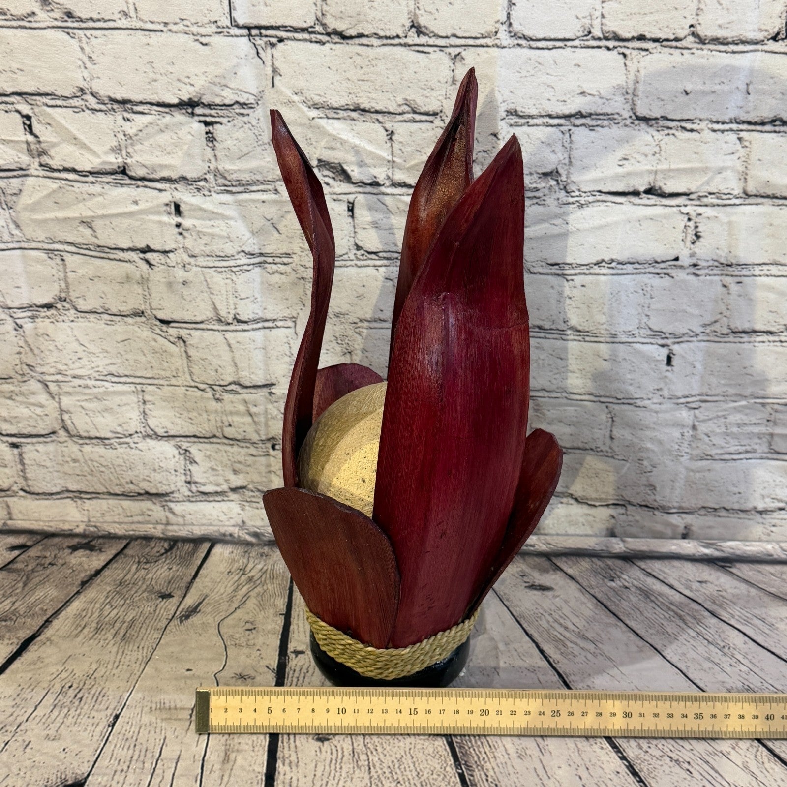 White Light Red Natural 45cm Tall Leaf Lamp Twist LED UK Mains Plug Design 24