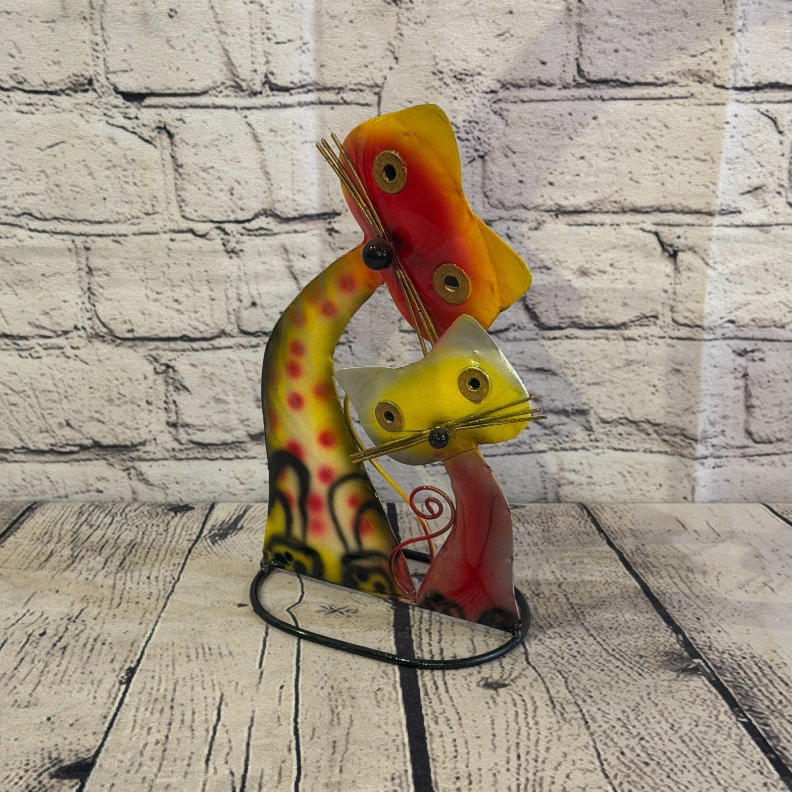 25cm x 15cm Double Cat Orange Metal Tin Standing Ornament Statue1