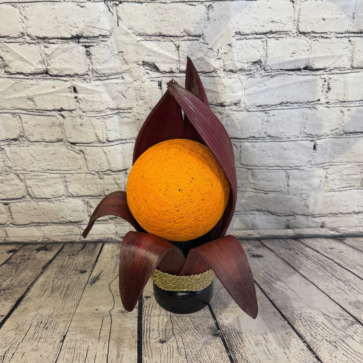 Orange Light Red Natural 40cm Tall Leaf Lamp Twist LED UK Mains Plug Design 50