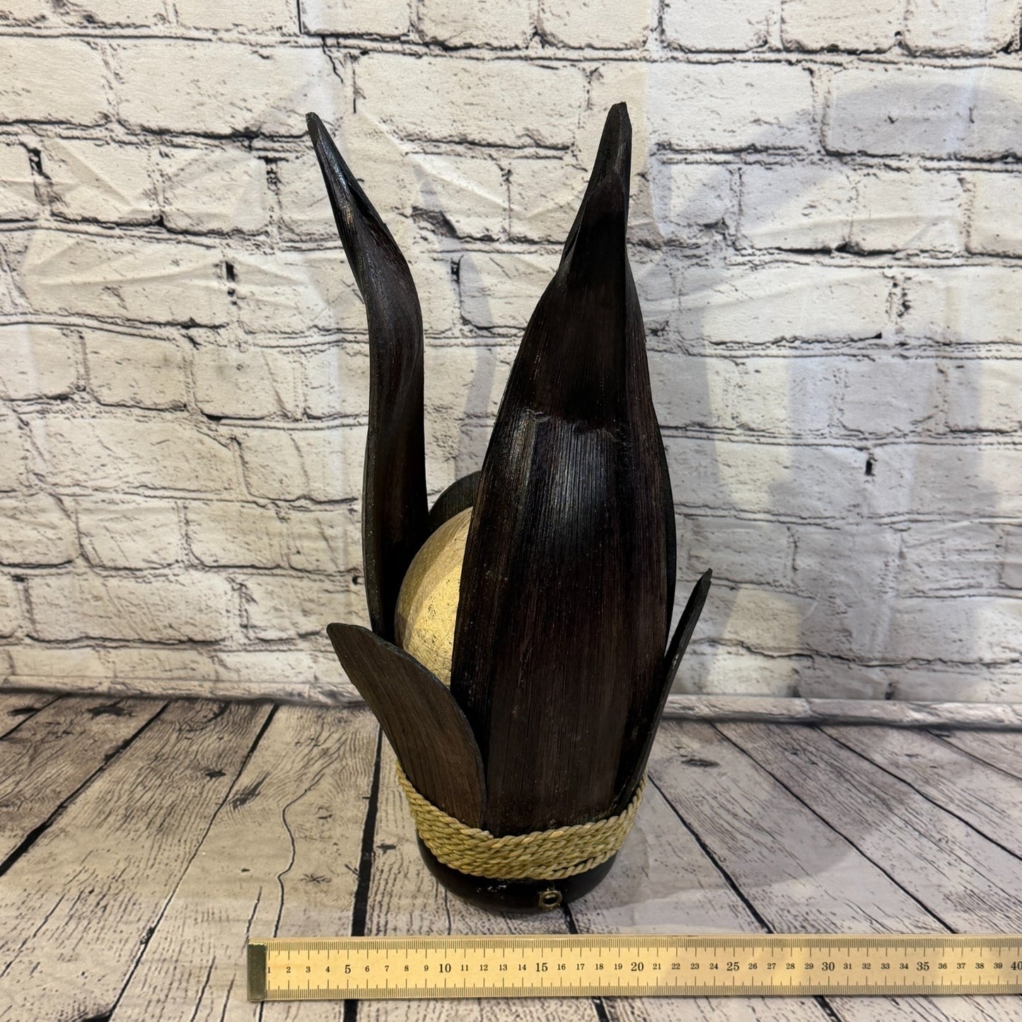 White Light Brown Natural 45cm Tall Leaf Lamp Twist LED UK Mains Plug Design 26