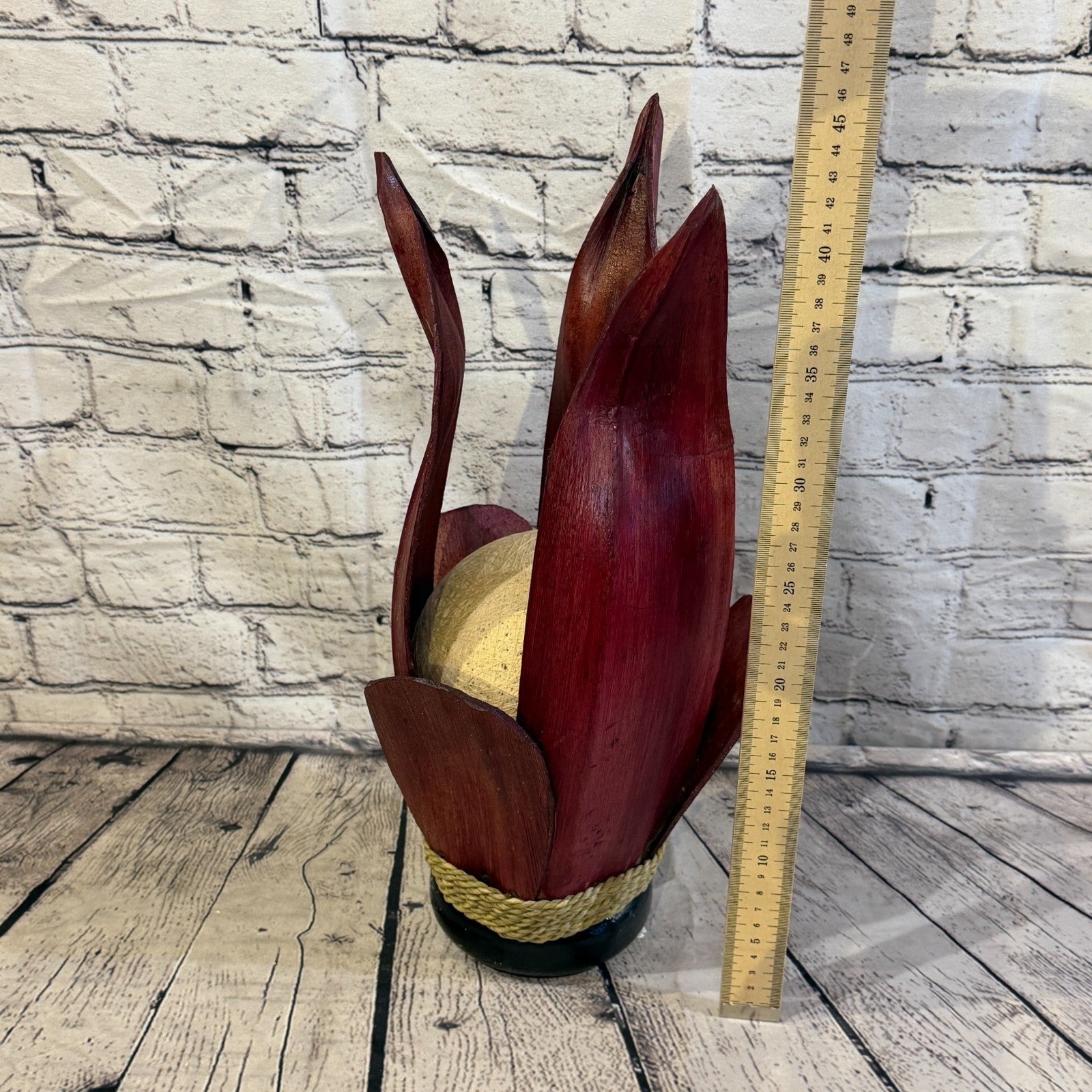 White Light Red Natural 45cm Tall Leaf Lamp Twist LED UK Mains Plug Design 23
