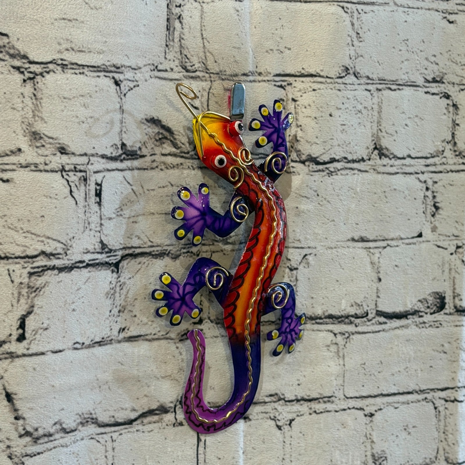 20cm x 10cm Purple Gecko Lizard Metal Tin Wall Hanging Ornament Painted Statue0