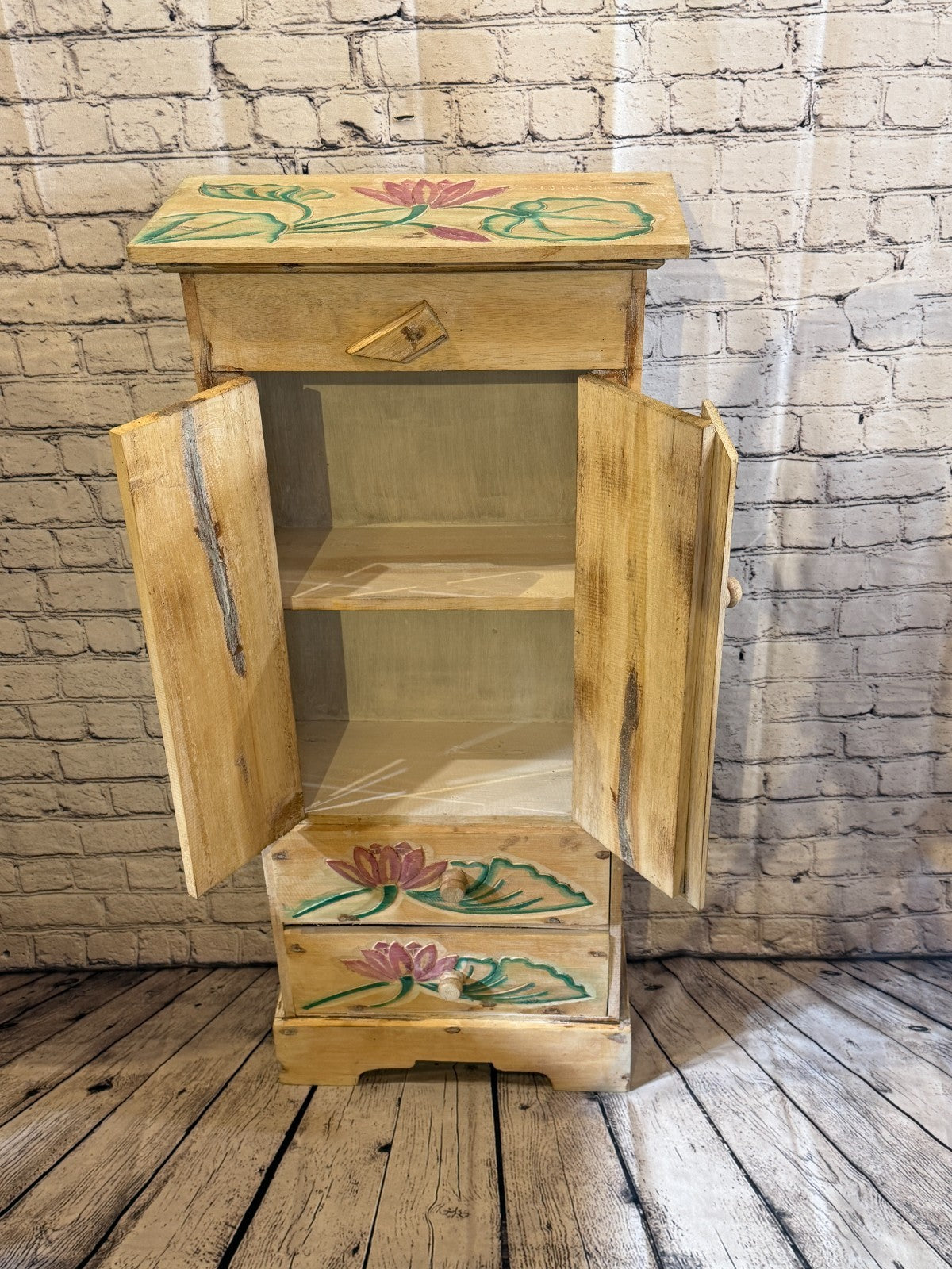 100cm x 45cm Flower 2 Door Pillar Wooden Side Cabinet Living Storage Furniture5