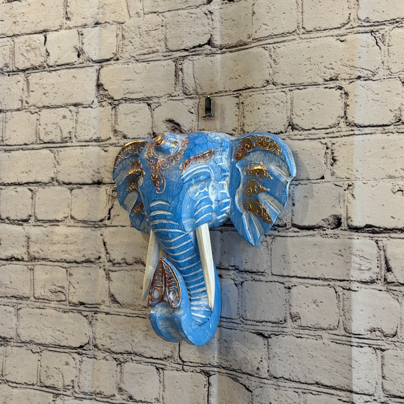 25cm x 25cm Blue Gold Painted Wood Elephant Head Wall Mounted Art Shabby1