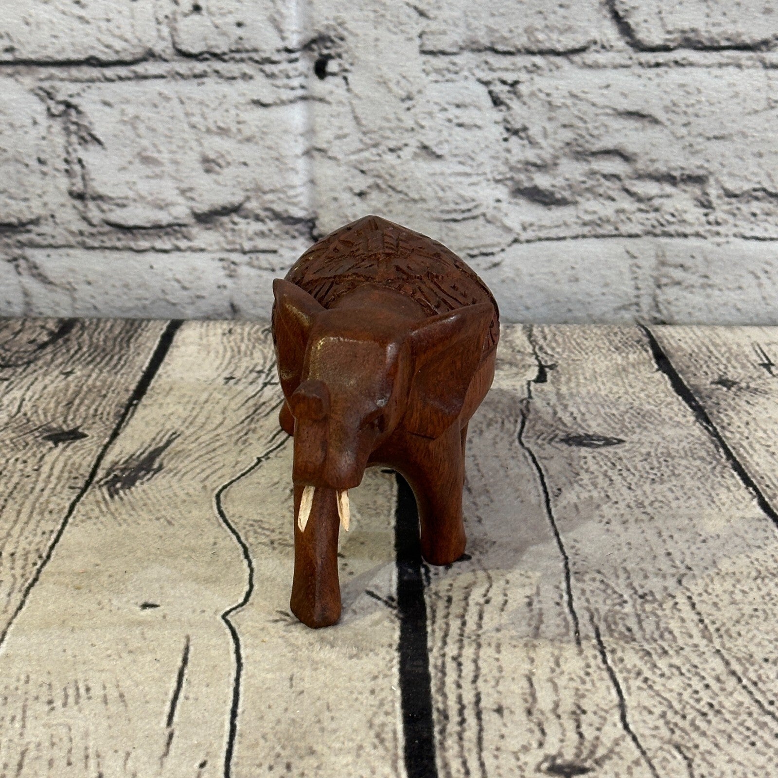 12cm x 8cm Carved Wooden Baby Elephant Wood Brown Sculpture Retro Handmade2