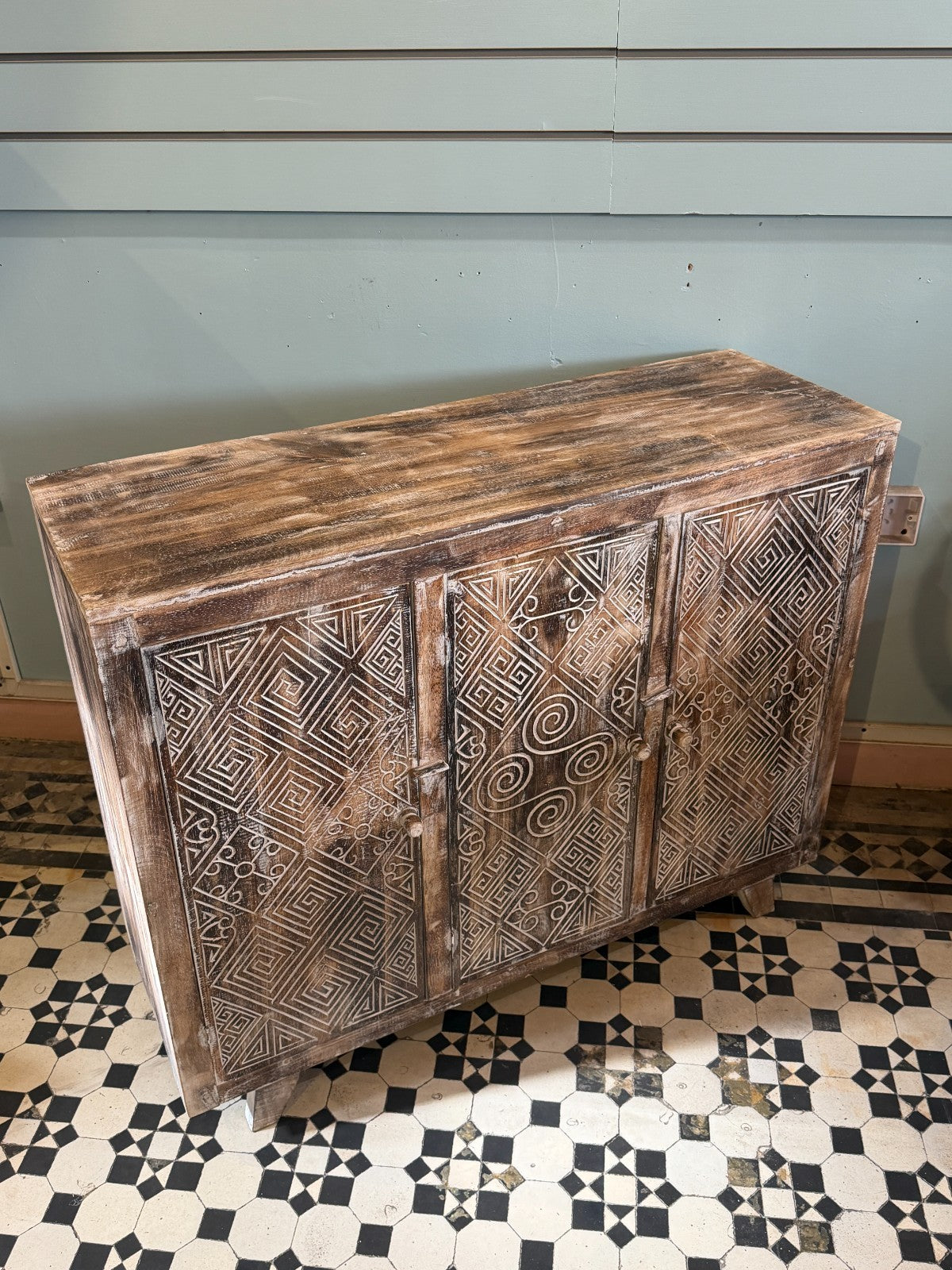 80cm x 100cm Brown 3 Door Table Wooden Side Cabinet Living Storage Furniture2