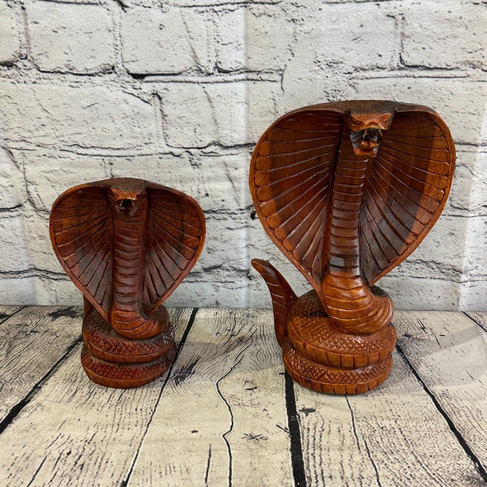 15cm x 8cm Solid Wood Cobra Carving Sculpture Decor Statue Snake Oriental Cobra9