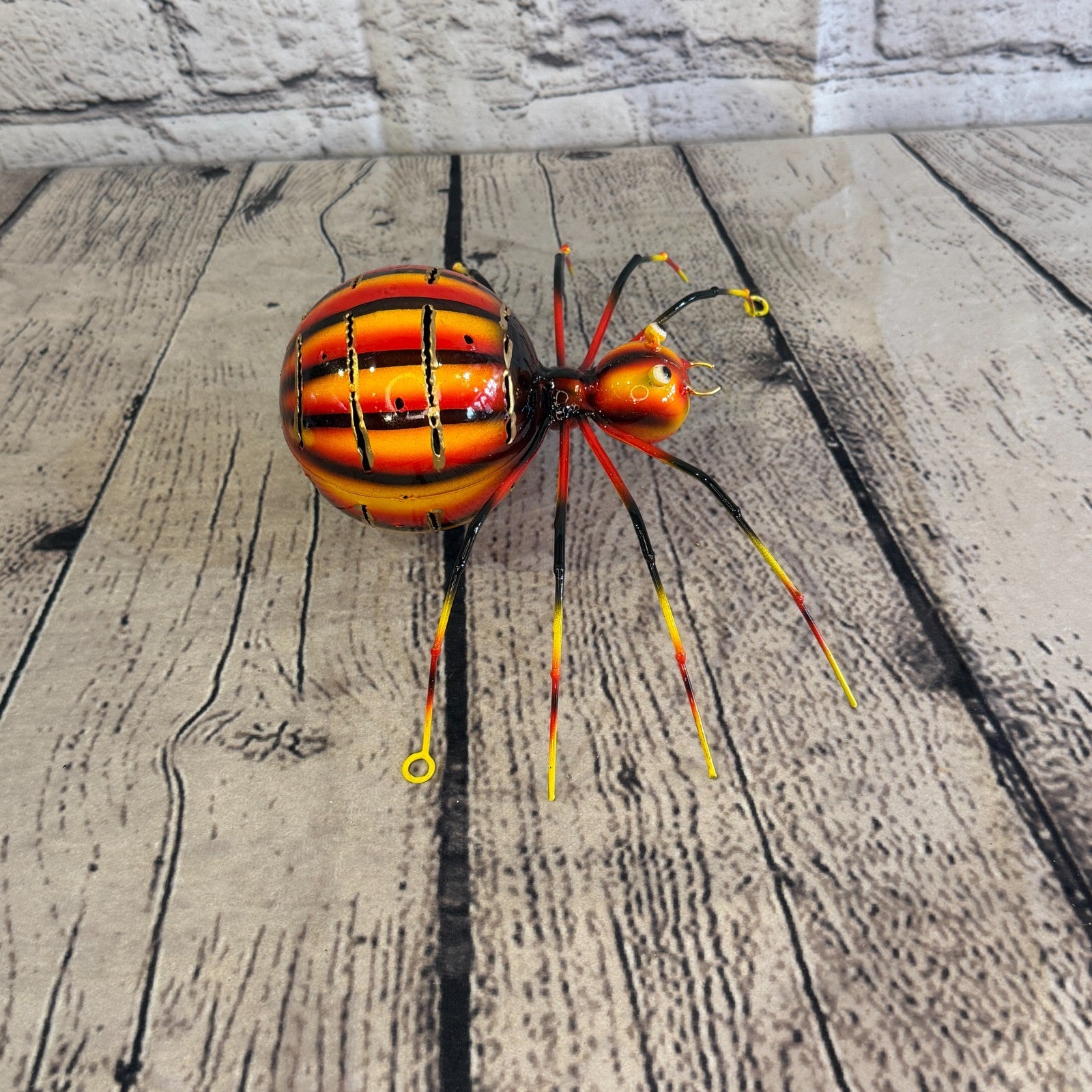 20cm x 15cm Small Colourful Orange Spider Metal Tin Standing Ornament Statue3