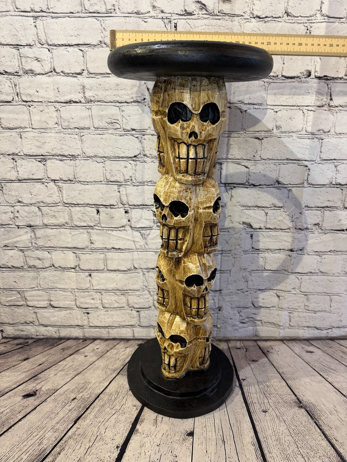 70cm x 25cm Sitting Skull Round Wooden Coffee Table Bar Restaurant Garden Pub4