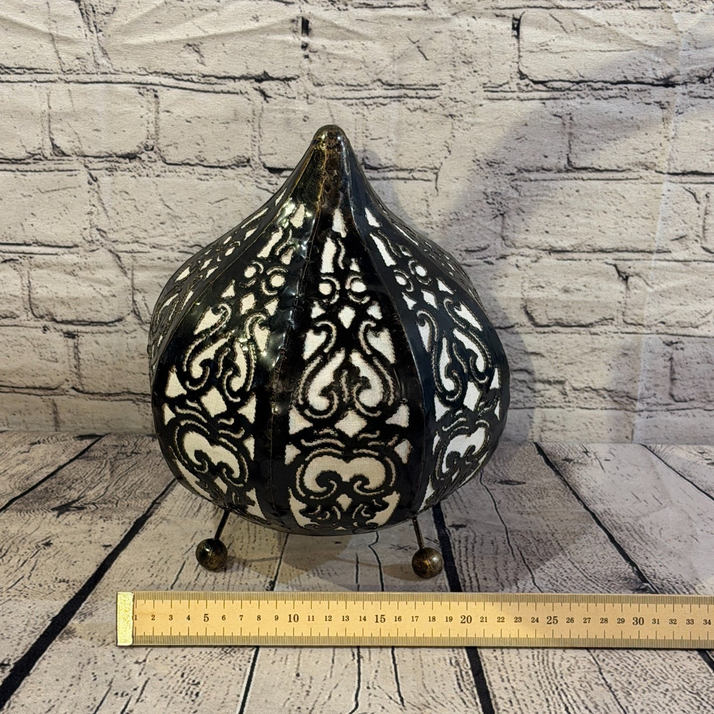30cm x 20cm Metal Fabric White Moroccan Style Tall Lamp Twist LED UK Mains Plug4