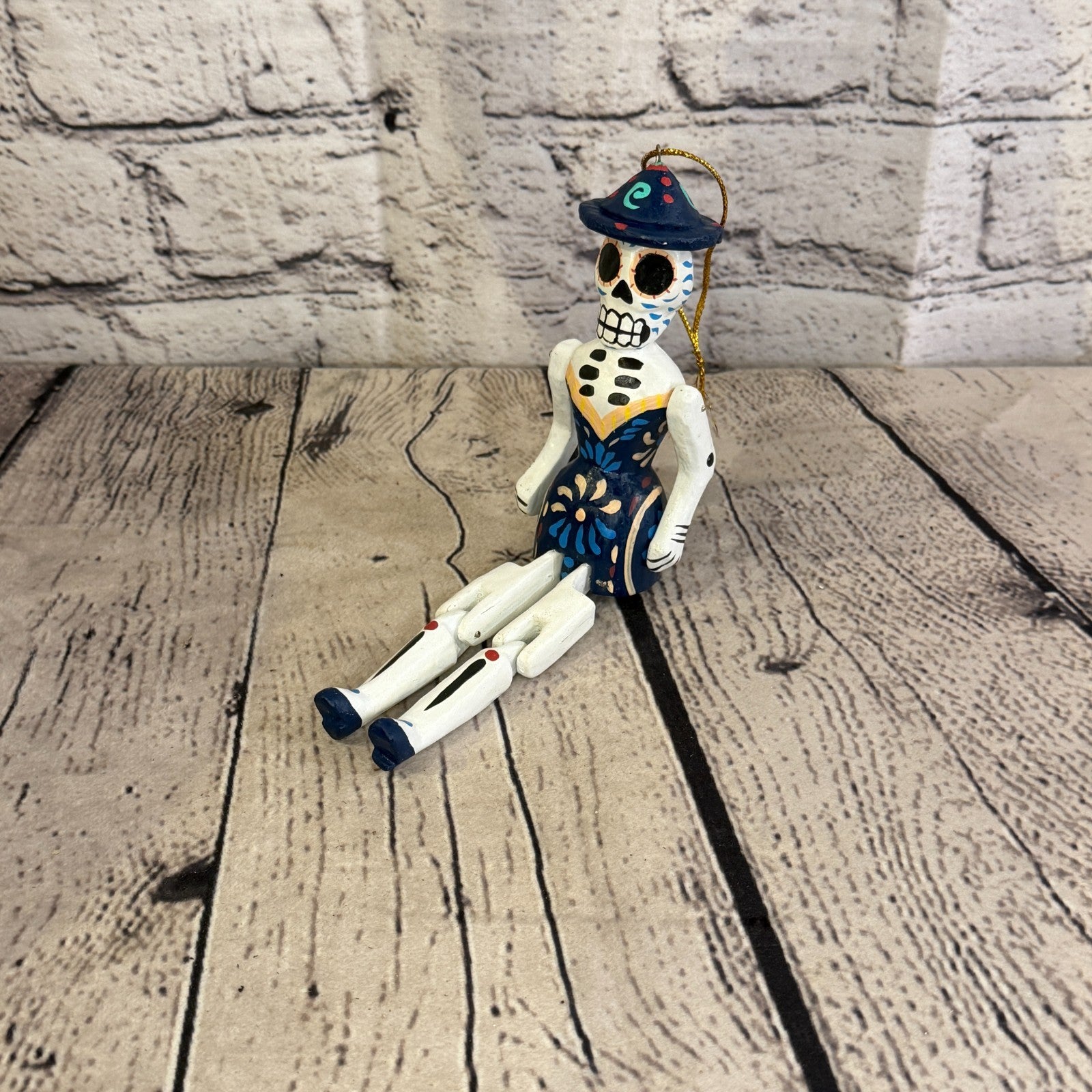 10cm Navy Day Of The Dead Lady Sitting Animal, Wooden Shelf Ornament Fairtrade0