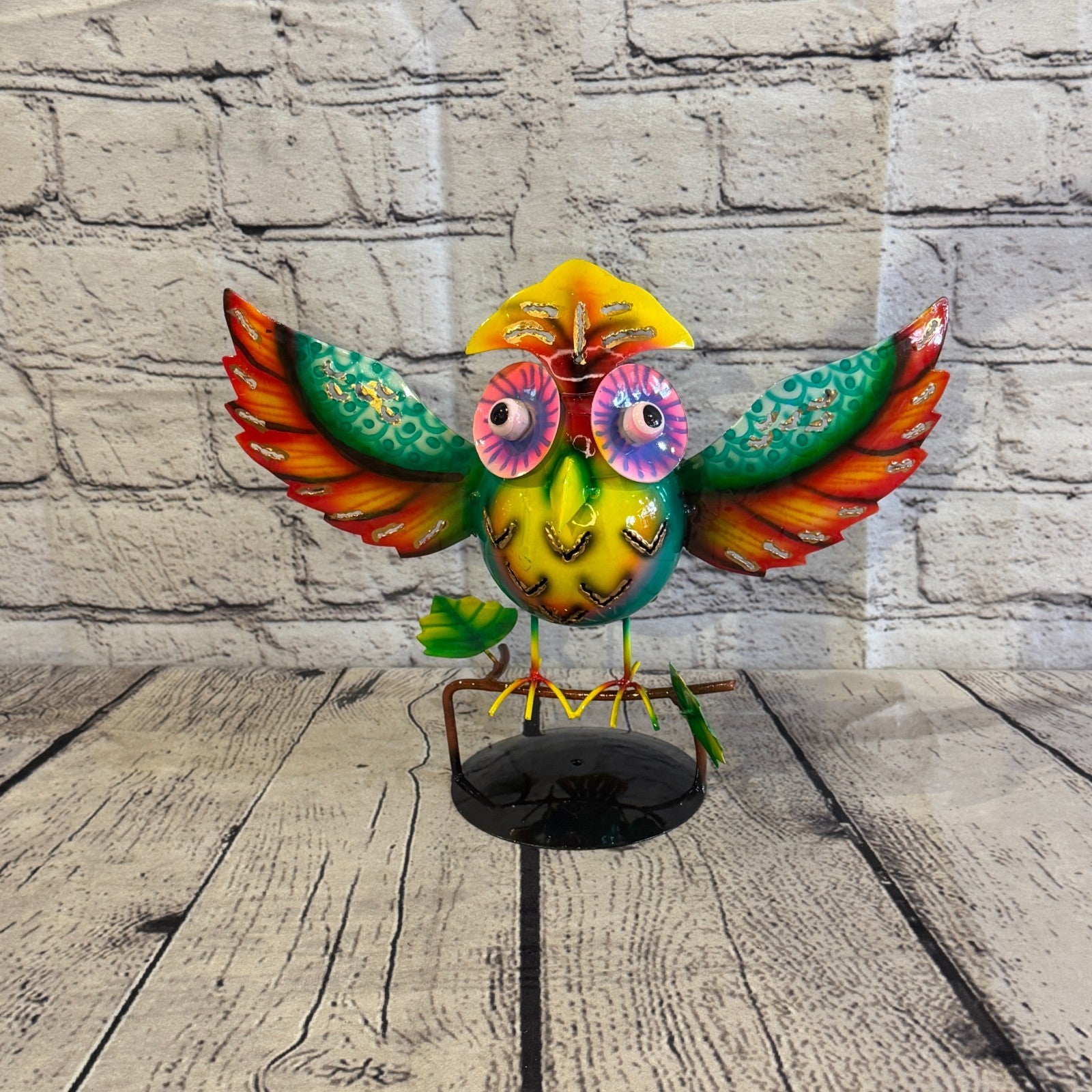 20cm x 30cm Owl Bird Green Metal Tin Standing Ornament Statue1