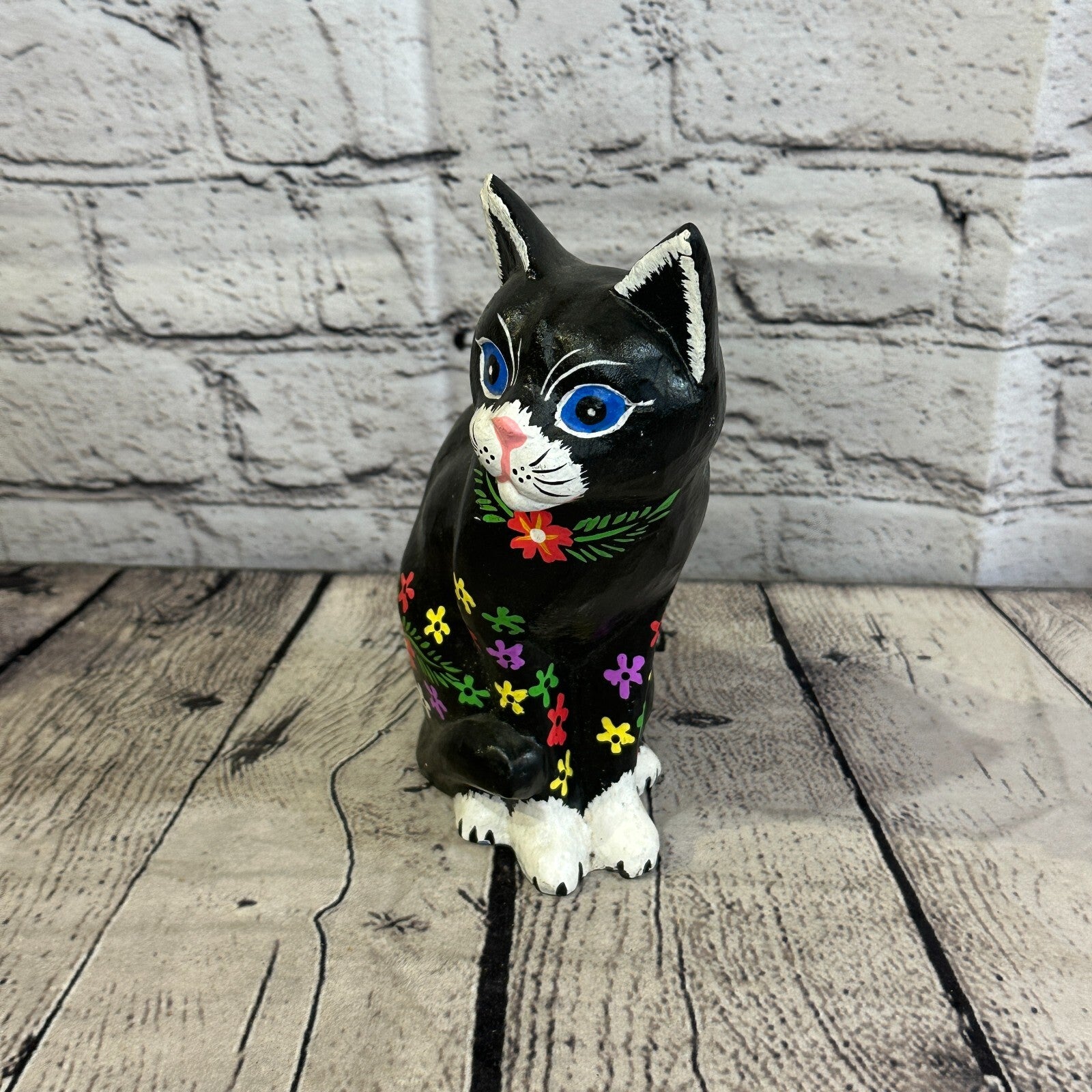 20cm x 10cm Black Flower Sitting Style Painted Wooden Hand Carved Cat Wooden1