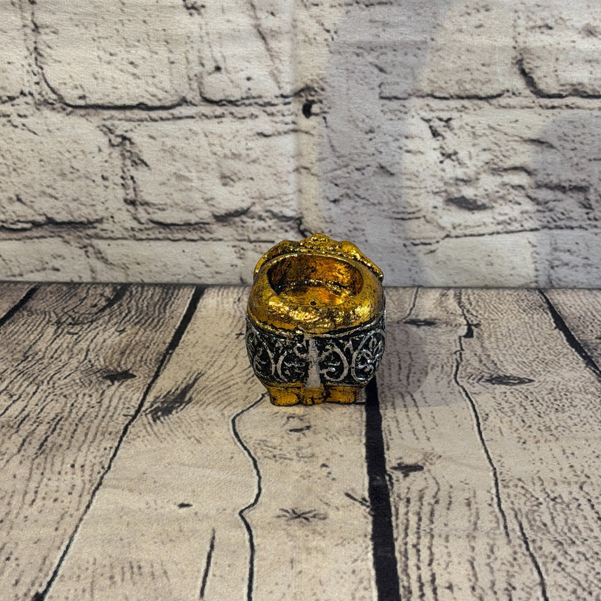 Gold & Silver 8cm x 5cm Elephant Tea Light Holder Statue Resin Hindu4