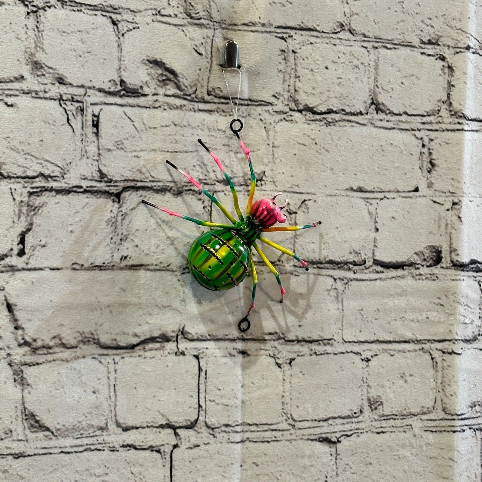 12cm x 8cm Green Pink Spider Bug Metal Tin Wall Hanging Ornament Painted Statue9