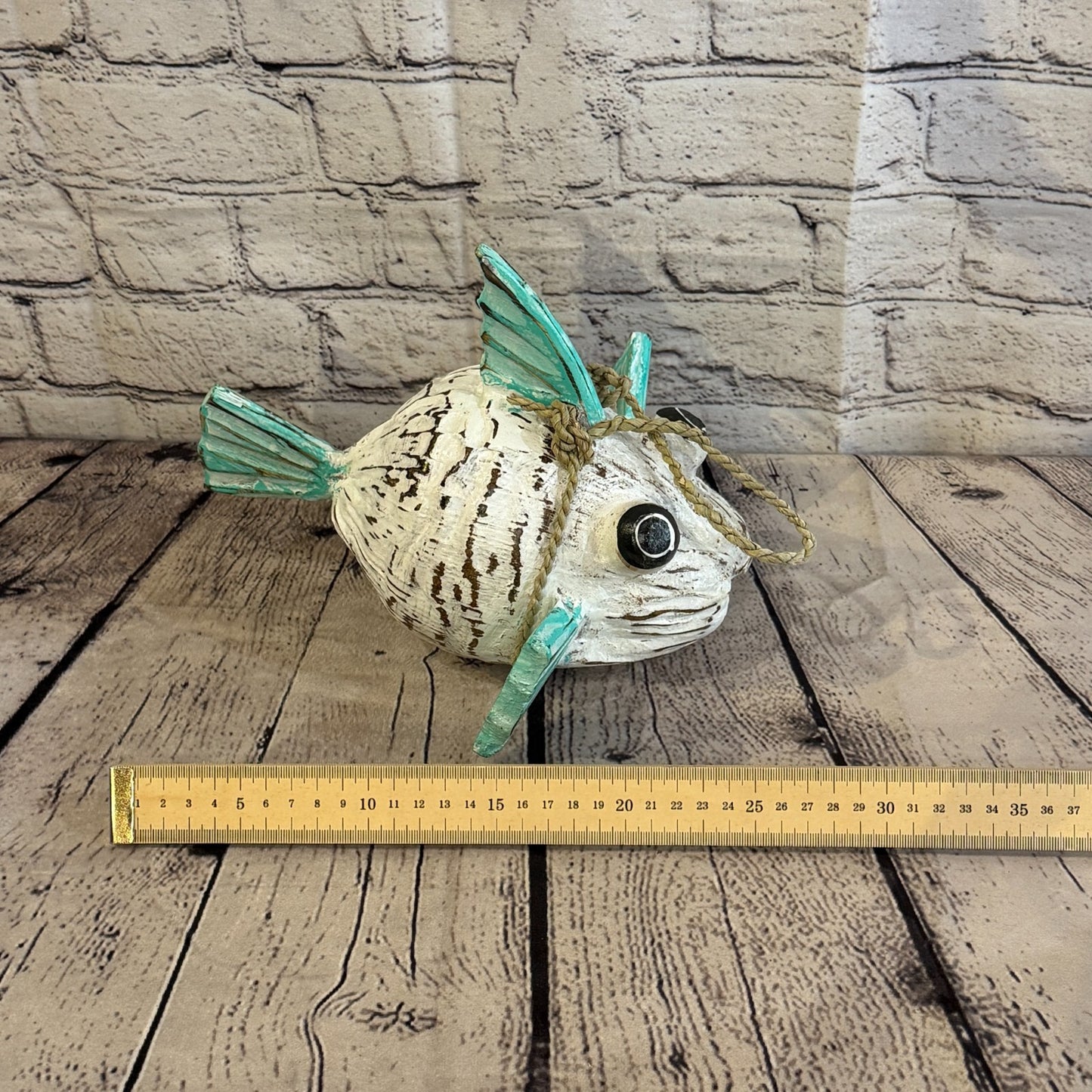 White Green Fins Folk Art Painted Puffer Fish Coconut Shell Ornaments Hanging6