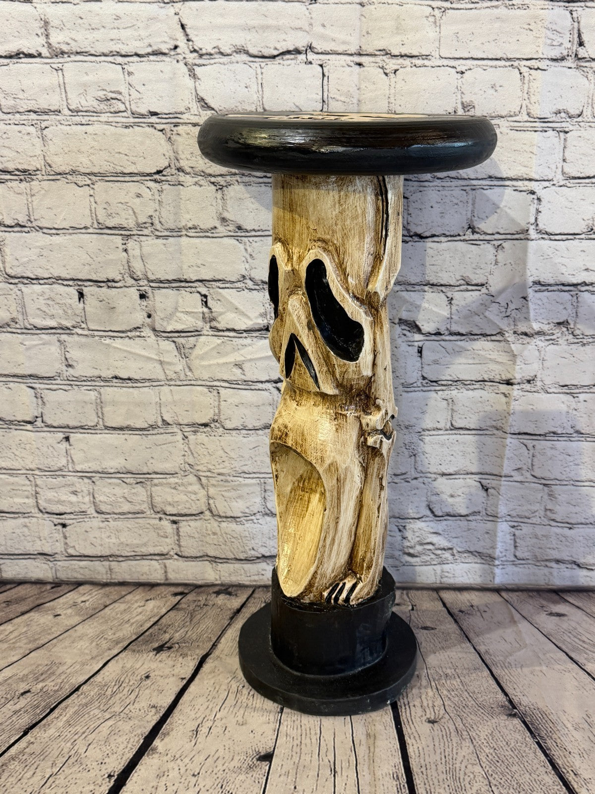 55cm x 25cm Scream Skull Round Wooden Coffee Table Bar Restaurant Garden Pub0