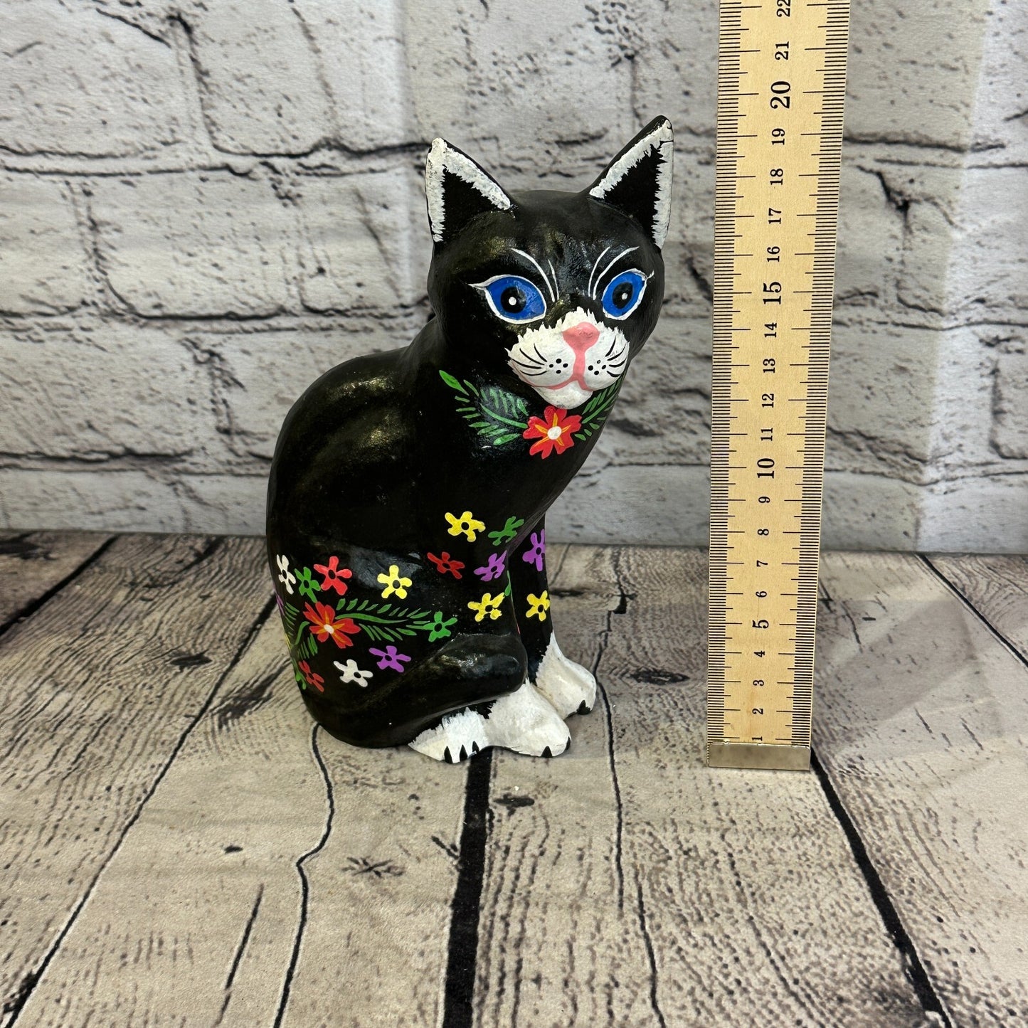 20cm x 10cm Black Flower Sitting Style Painted Wooden Hand Carved Cat Wooden6