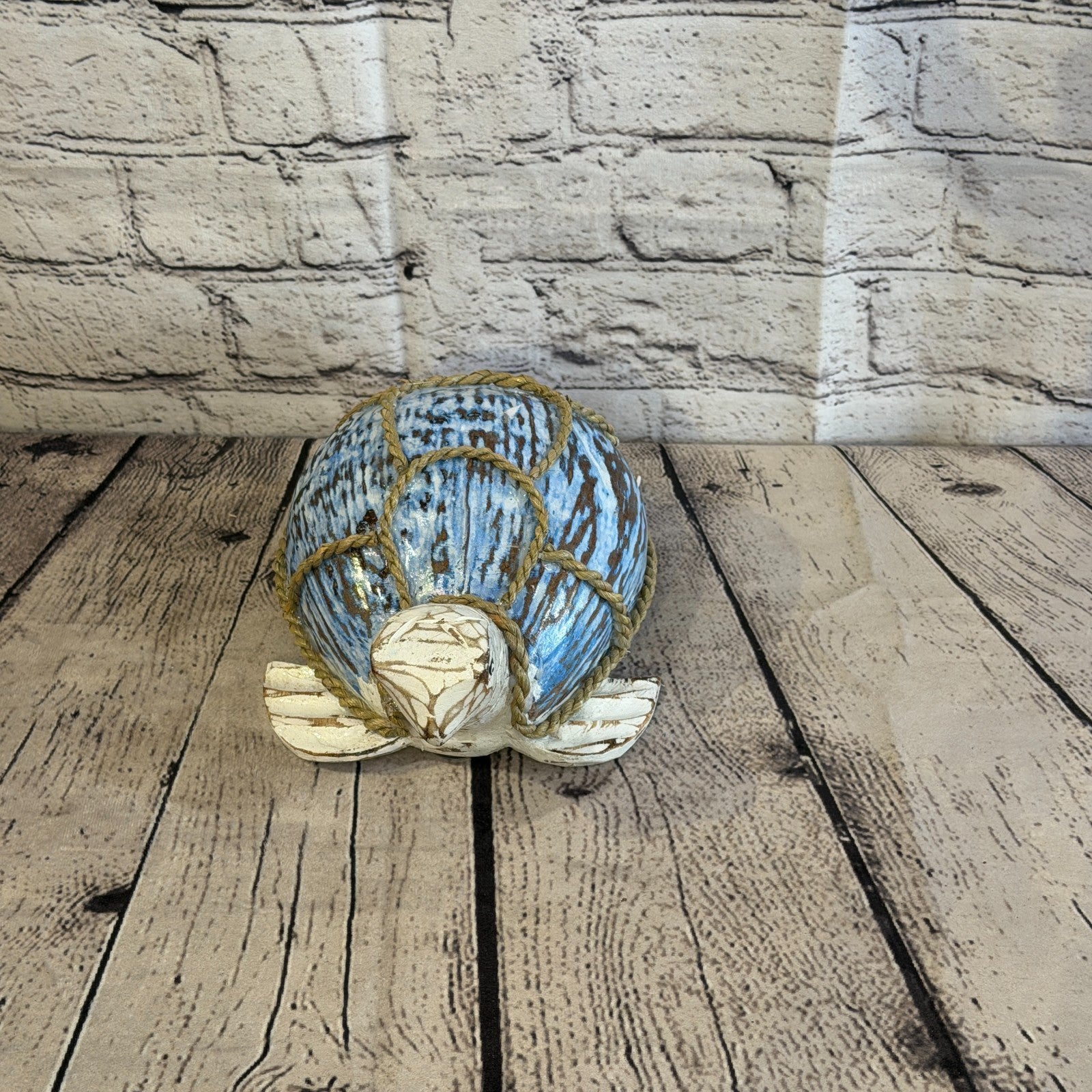 Blue Body White Folk Art Painted Turtle Coconut Shell Ornaments Hanging Decor1