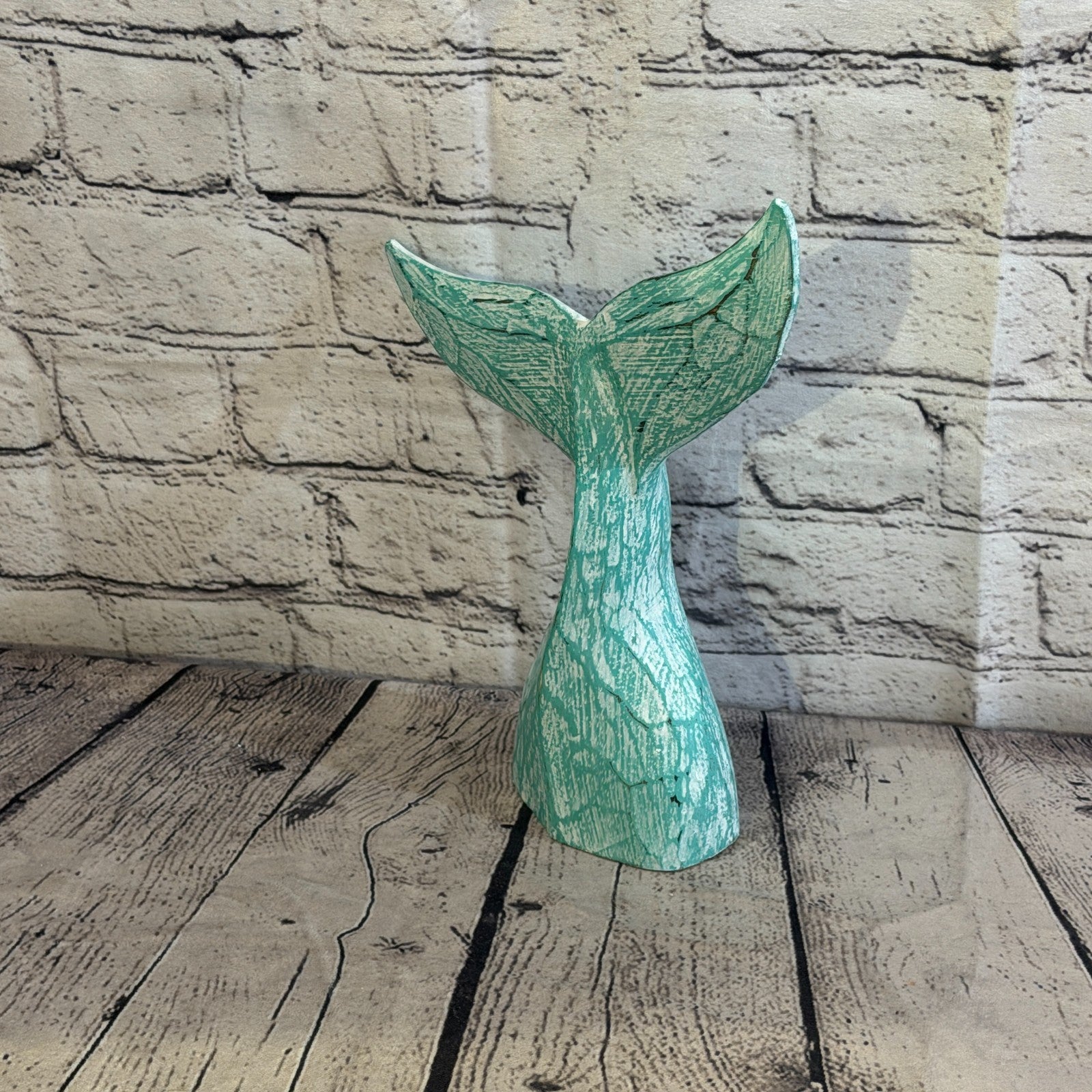 25cm x 25cm Whale Tail Green Fish Wood Coastal Ocean Bathroom Decoration1