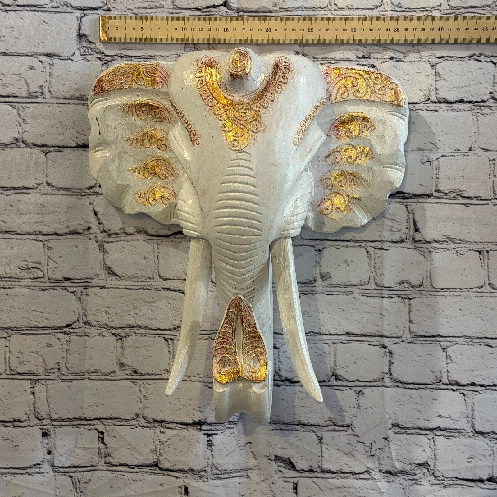 40cm x 40cm White Gold Painted Wood Elephant Head Wall Mounted Art Shabby3