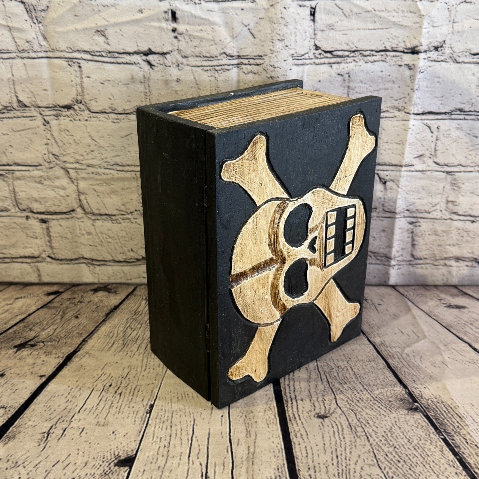 22cm x 18cm x 10cm Book Wood Gothic Skeleton Skull Coffin Jewellery Trinket Box2
