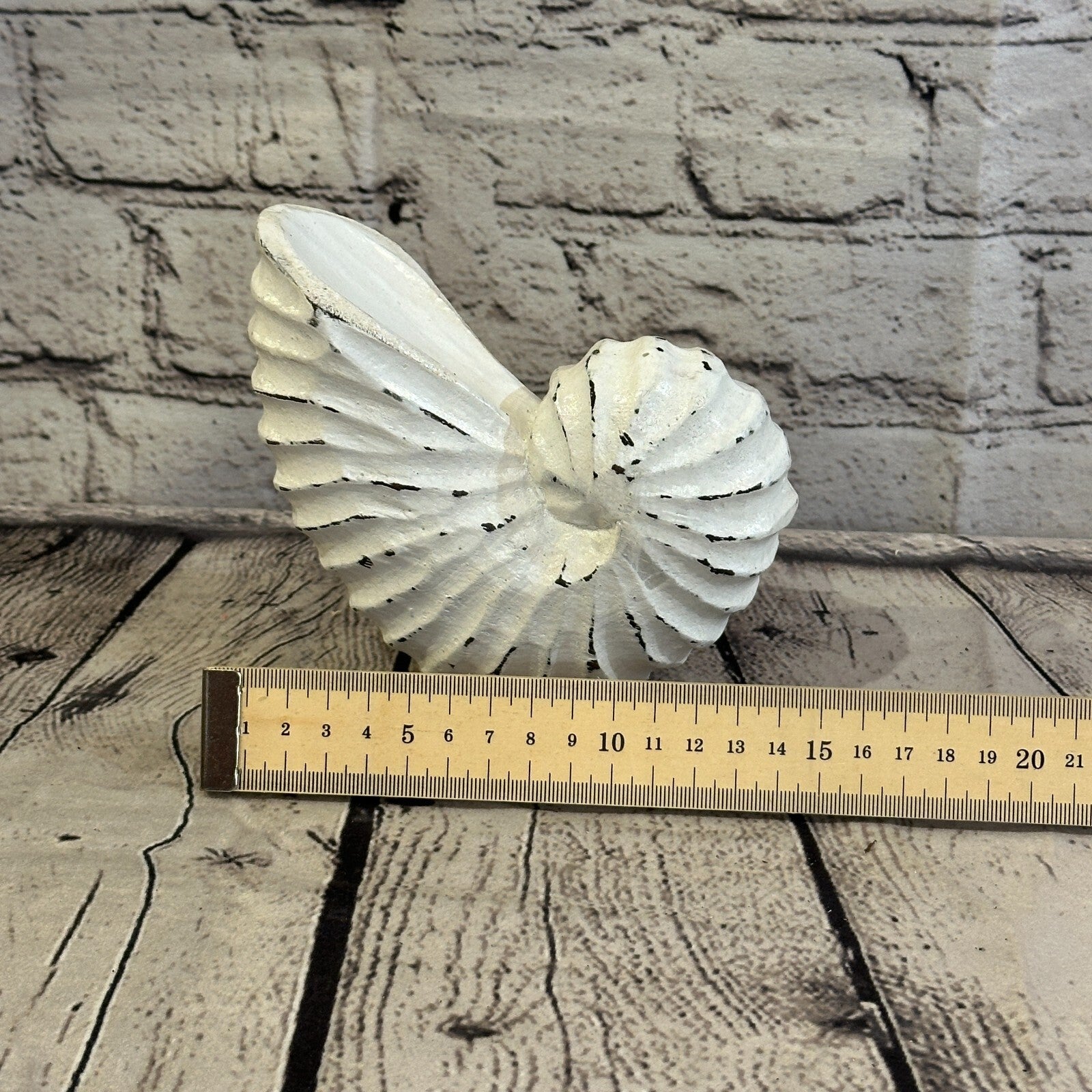 15cm White Shabby Nautilus Shell Ornament Decor Carved Light Wood Parcel Figure7