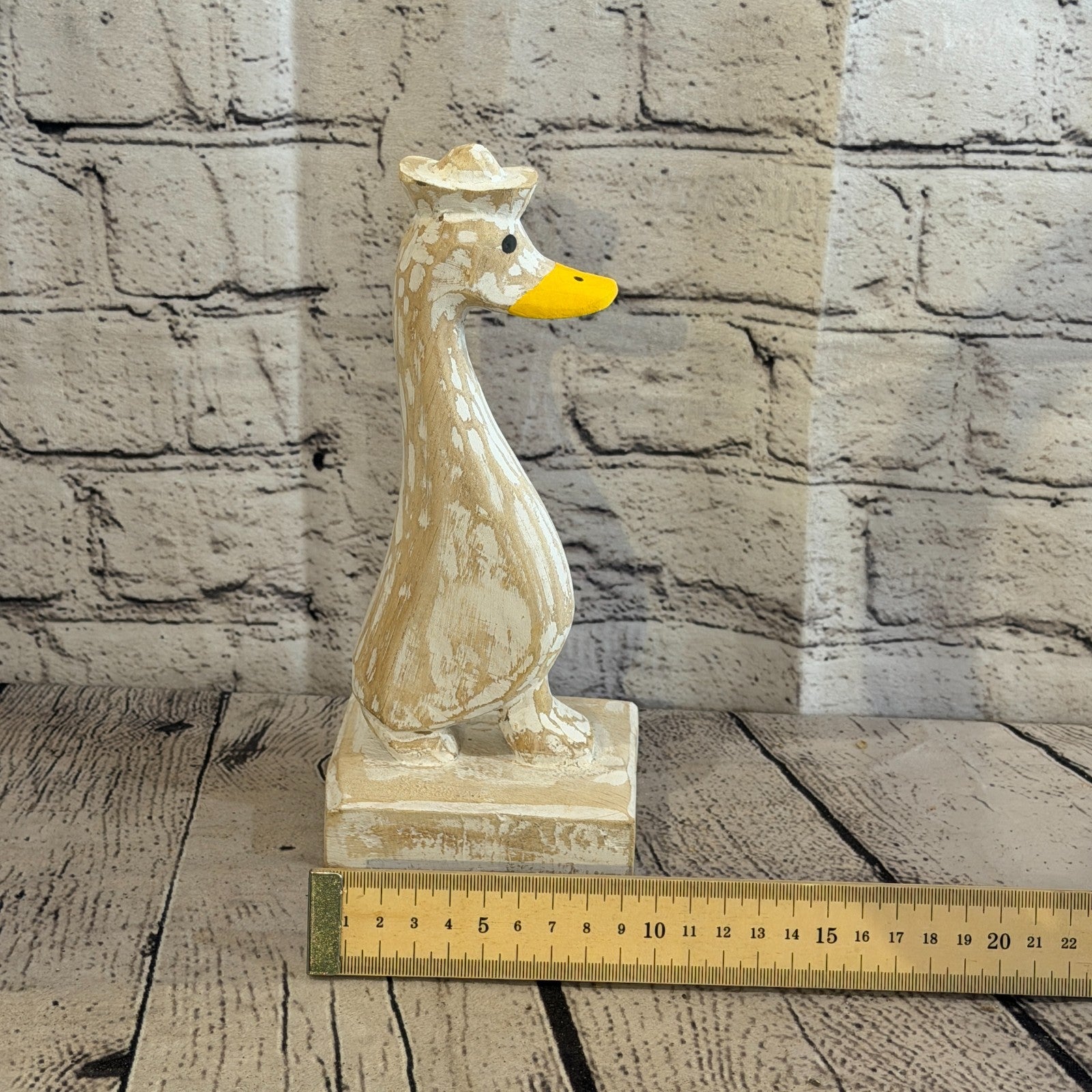 Looking Forward 24cm Tall Wooden White Duckling Baby Duck Shabby Wood Fairtrade6
