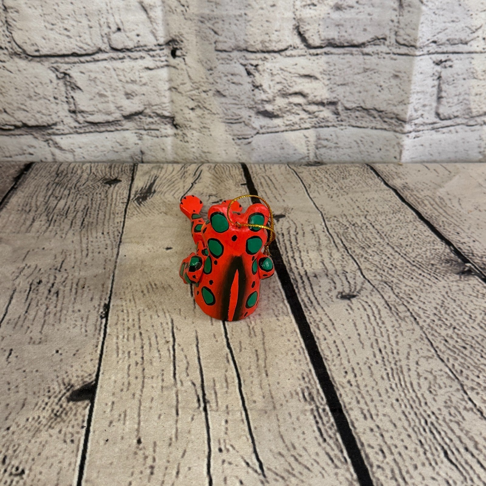 10cm Red Frog Sitting Animal, Wooden Shelf Ornament Handmade Fairtrade4