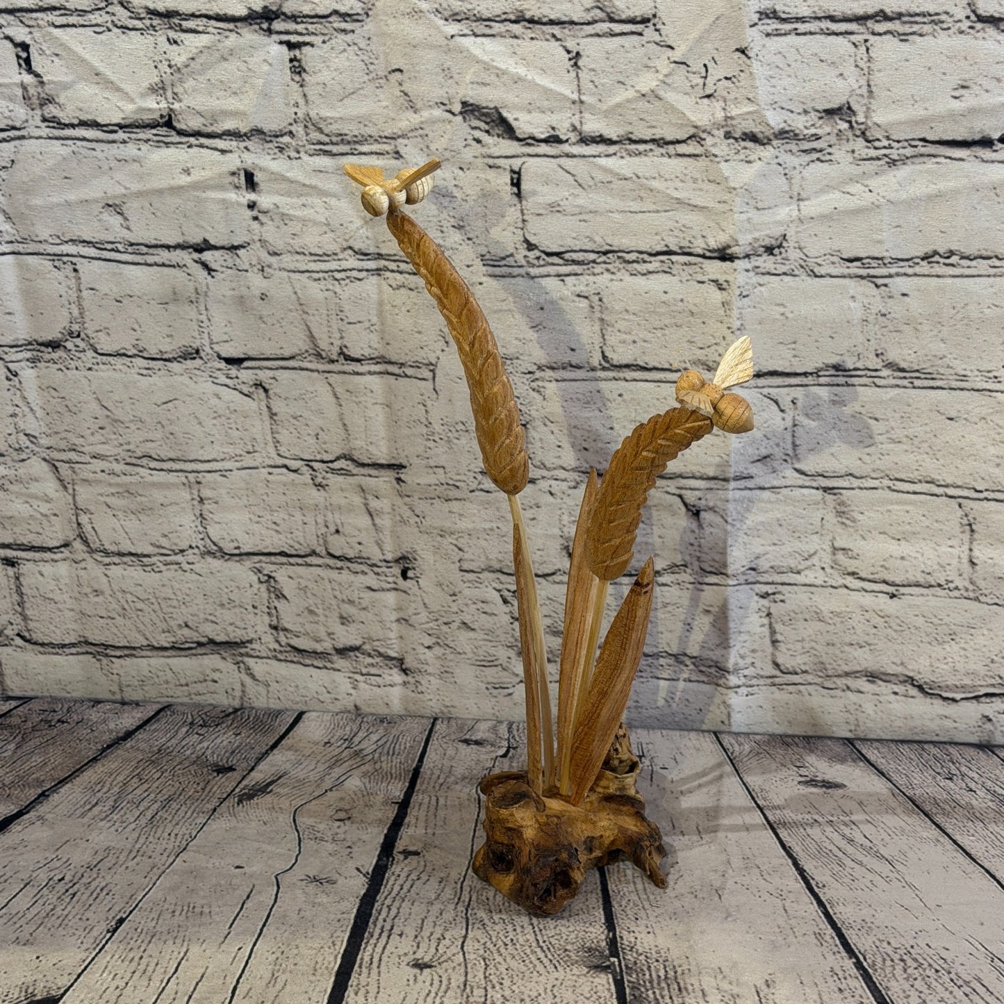 35cm 2 Bees On Wheat Reeds Stand Parasite Wood Ornament Natural Carving Wooden0
