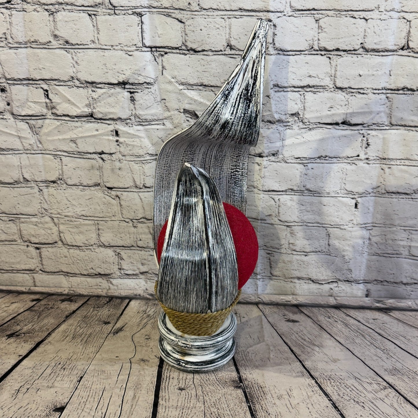 Red Light Silver Natural 50cm Tall Leaf Lamp Twist LED UK Mains Plug Design 101