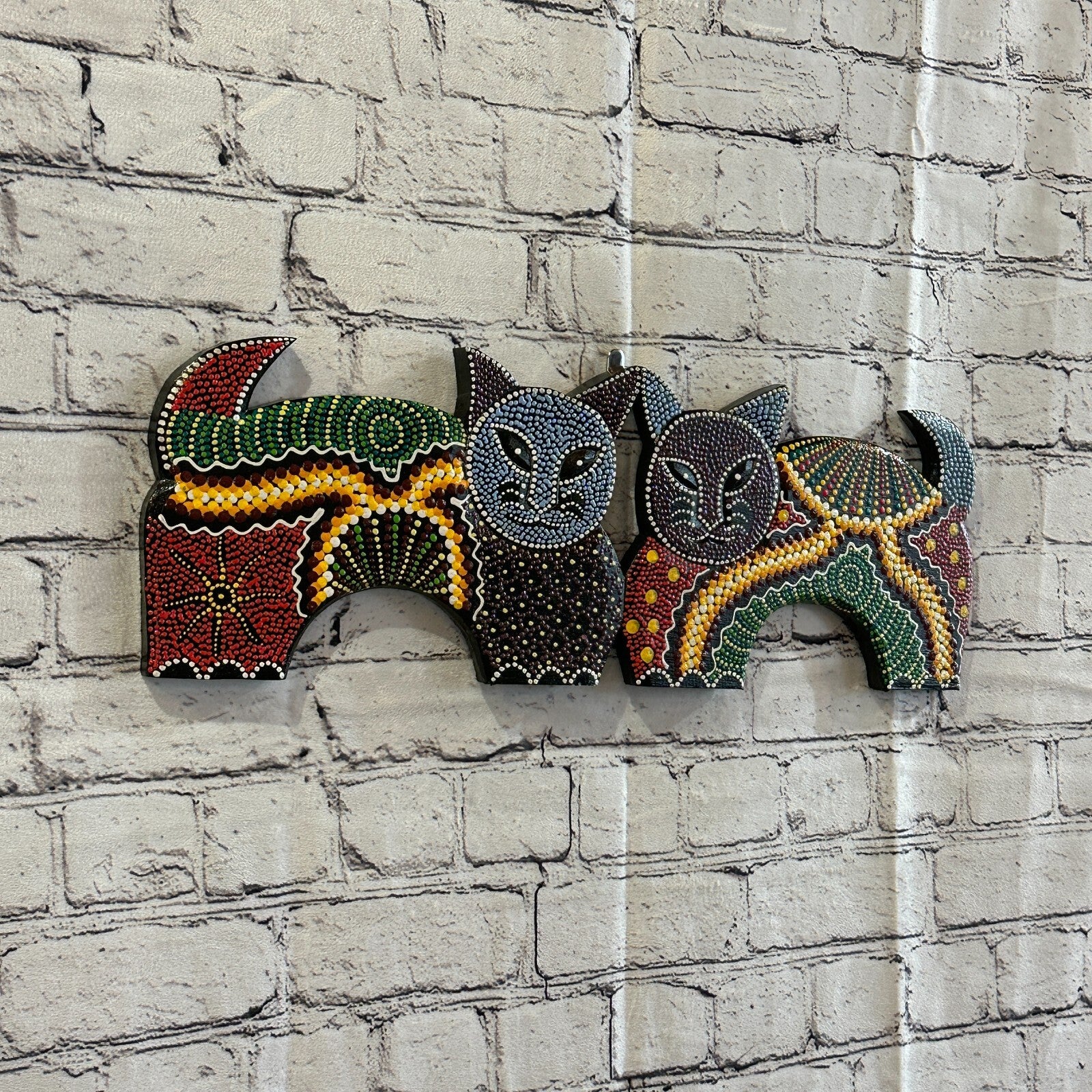50cm 2 Cats Carved Wooden Dot Painted Ethnic Tribal Tiki Wall Art Handmade No 21