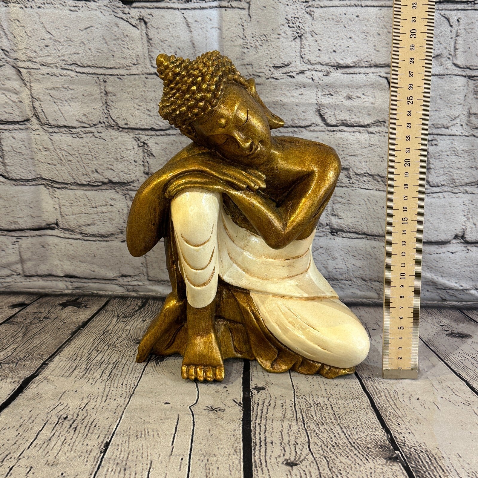 White & Bronze 30cm x 20cm Thai Kneeling Buddha Sitting  Statue Resin Hindu6