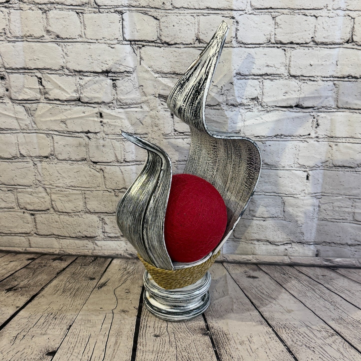 Red Light Silver Natural 50cm Tall Leaf Lamp Twist LED UK Mains Plug Design 100