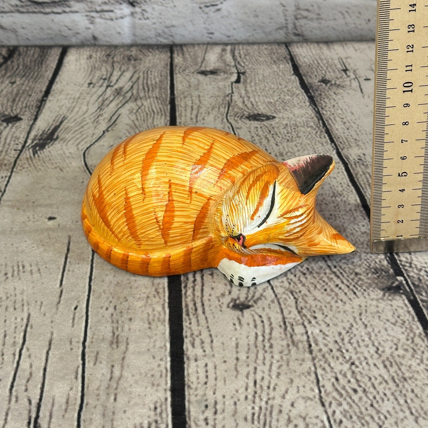14cm Orange Style Painted Wooden Hand Carved Snoozing Cat Sleeping Cat Wooden6